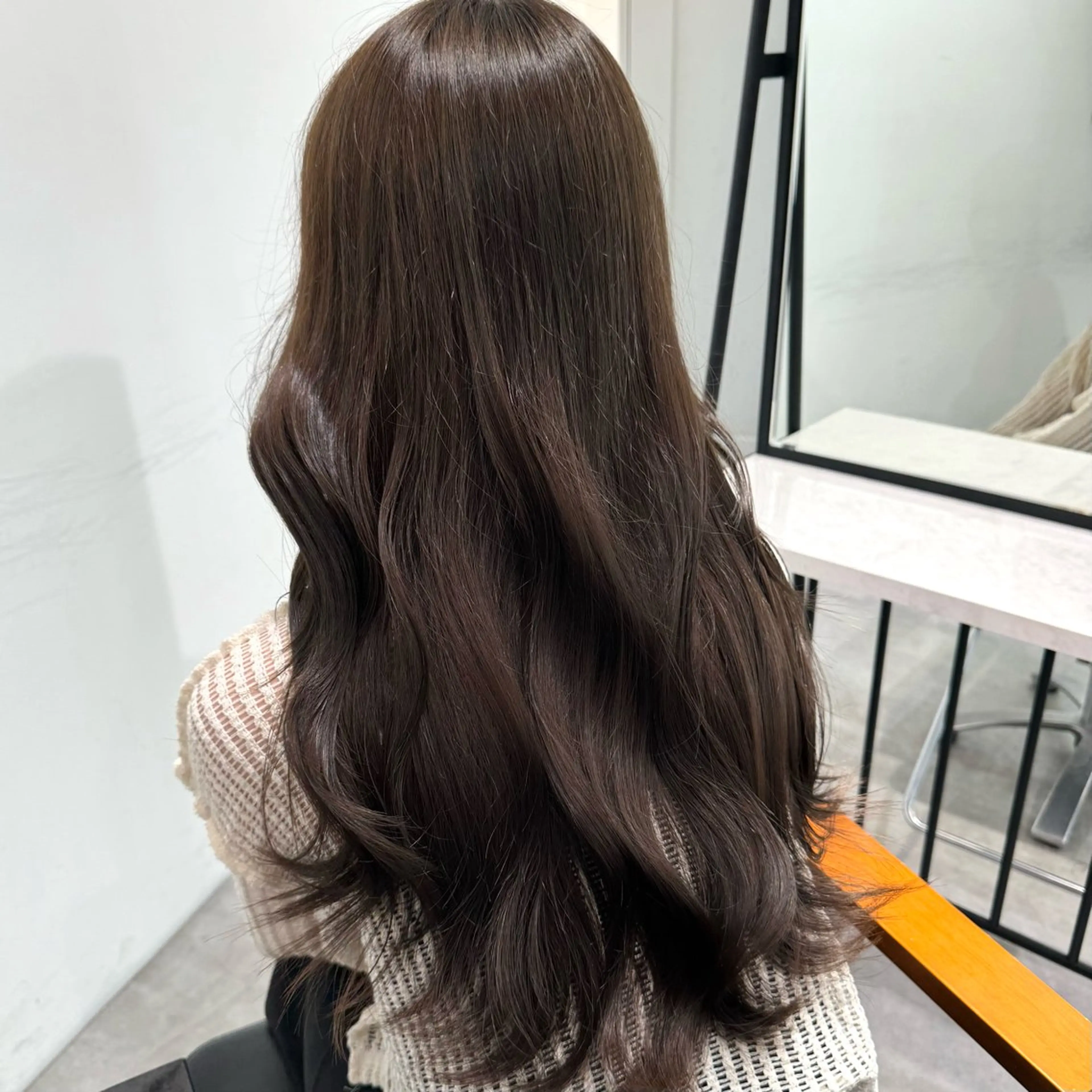 ロング カラー ヘアアレンジ ヘアカラー ブリーチなしカラー /ベージュ/安形翔のヘアスタイル