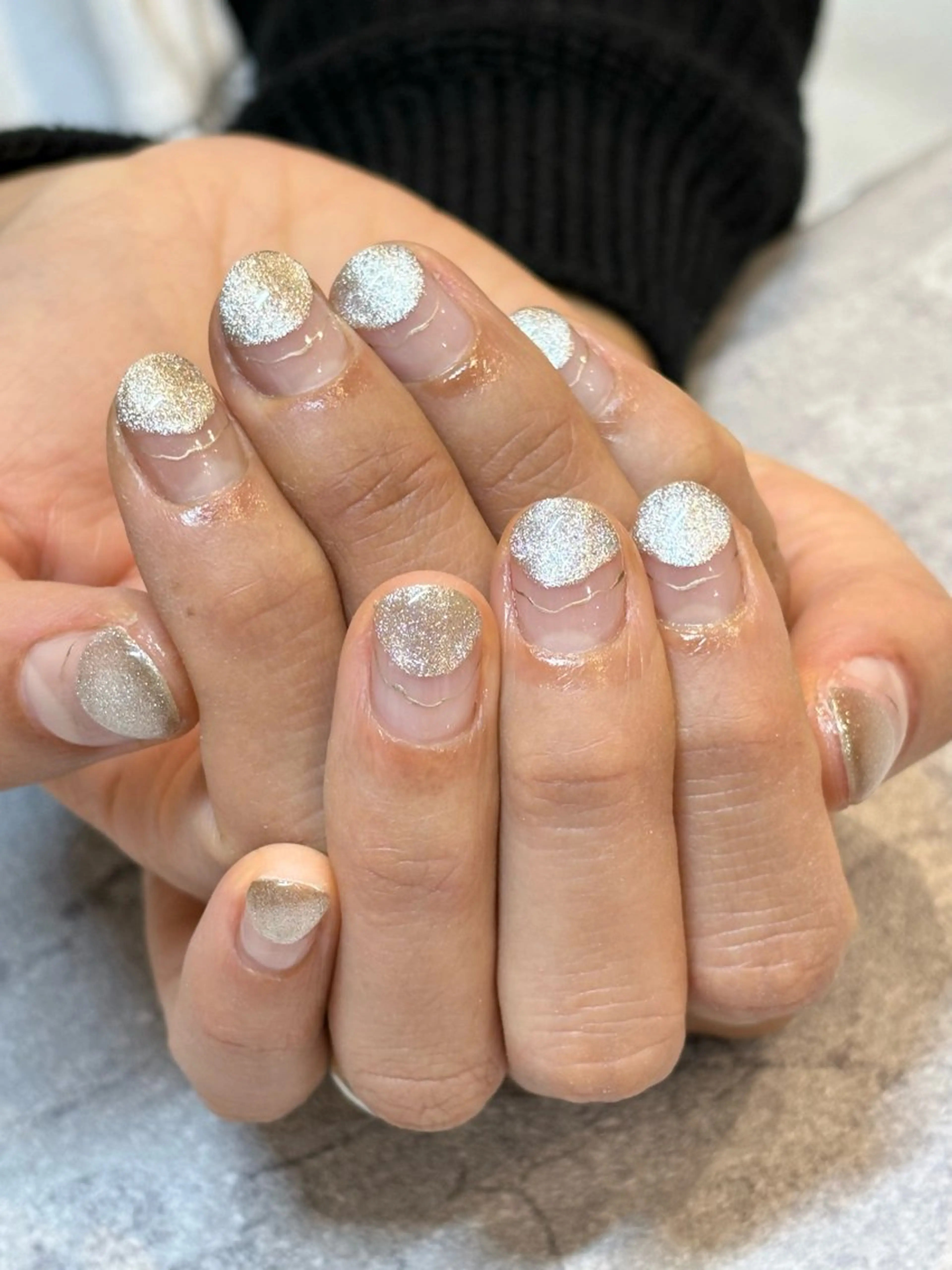 ネイル マグネットネイル ニュアンスネイル Minamo 🩵のネイルデザイン