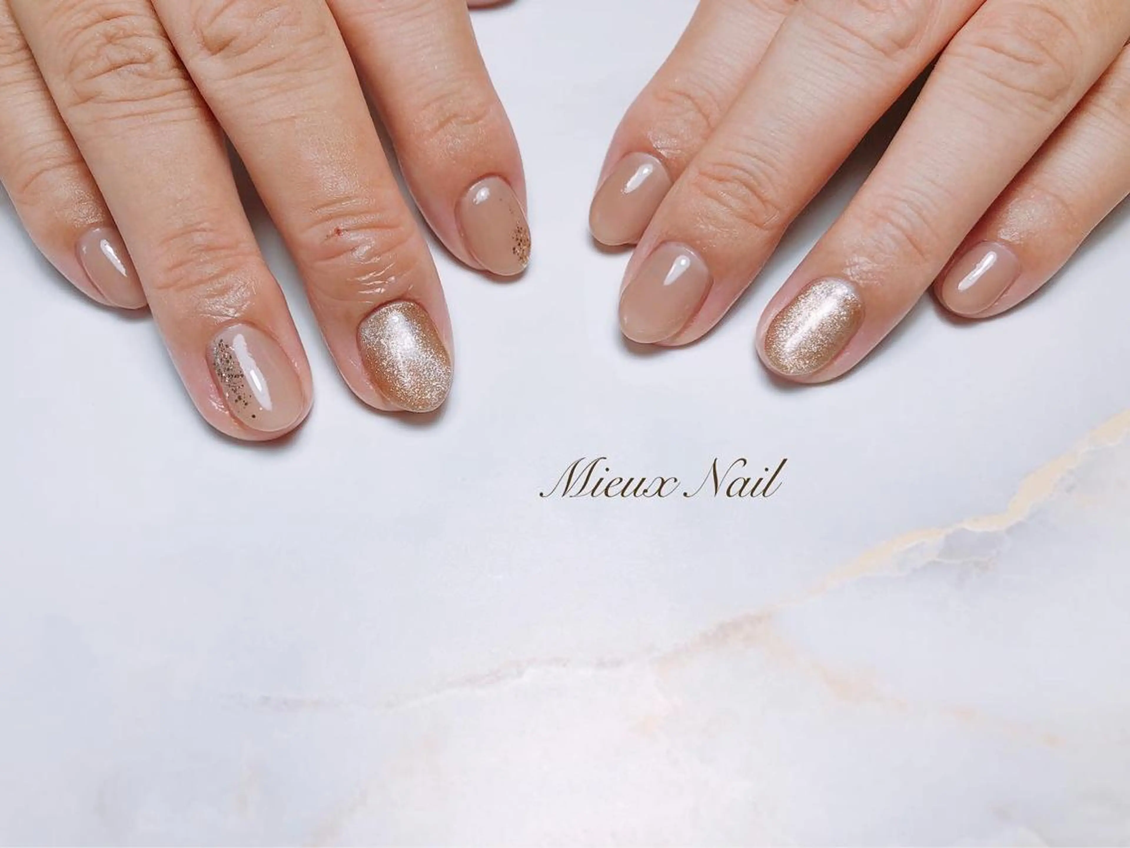 ネイル アートネイル マグネットネイル オフィスネイル ワンカラーネイル シンプルネイル ハンドネイル 市川 麻衣子のネイルデザイン