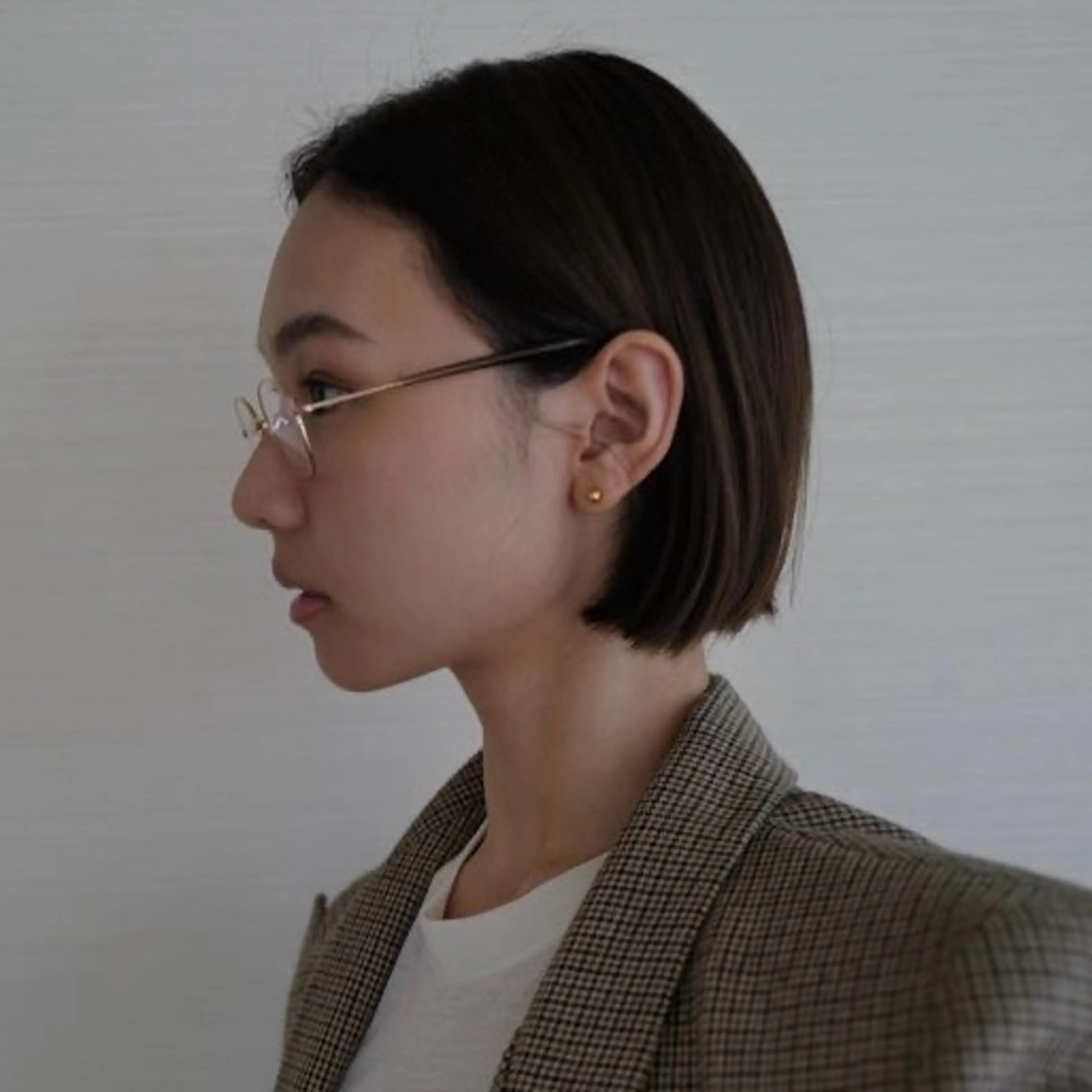 ショート カラー ブリーチ ケアブリーチ 透明感カラー ダブルカラー ブリーチなしカラー nonoka オリーブ/グレージュのヘアスタイル