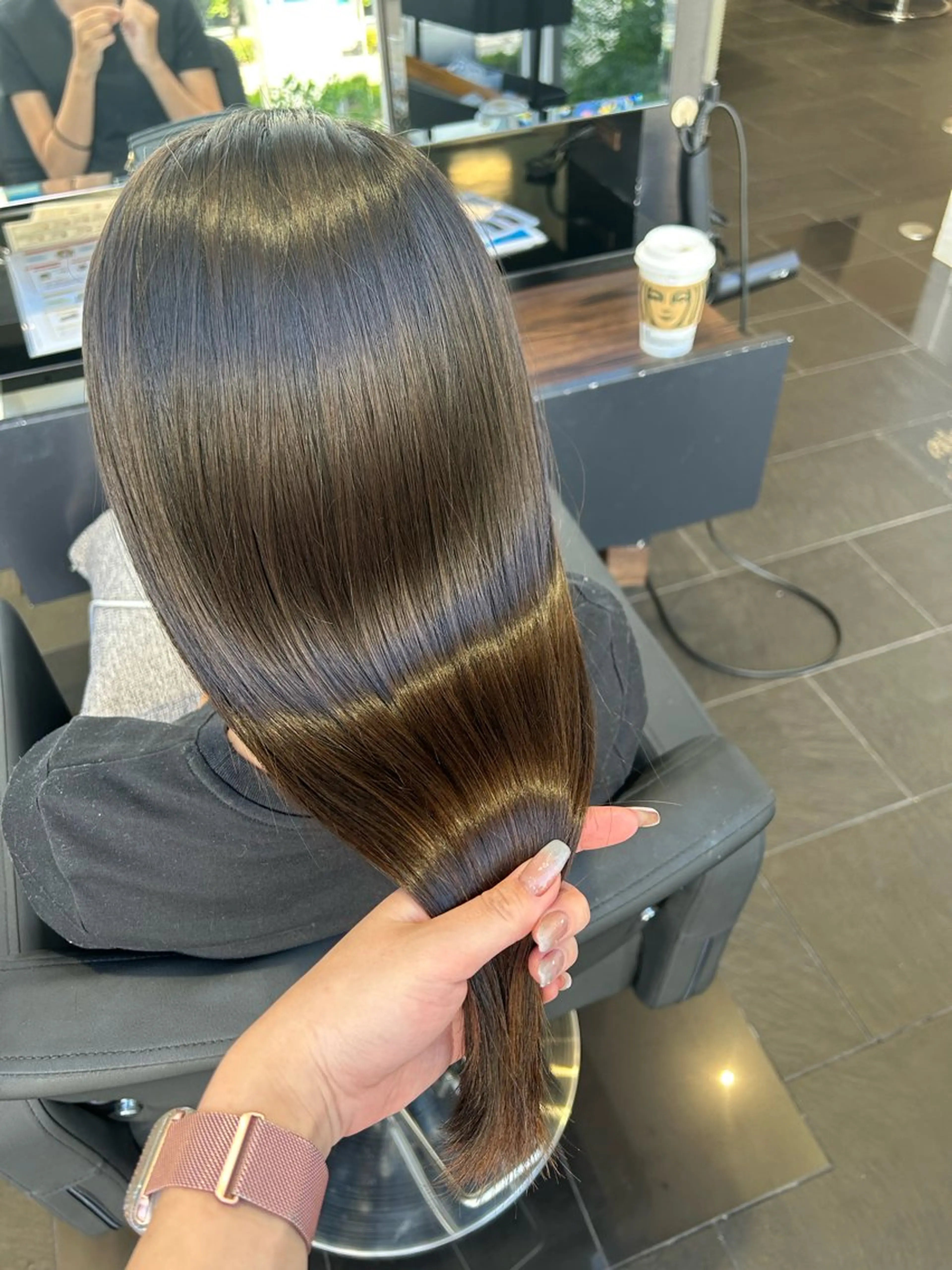 【✨11月限定✨】全体縮毛矯正💖梅雨前限定価格¥22,000→¥15,400‼️整えカット&トリートメント付き🎀の写真