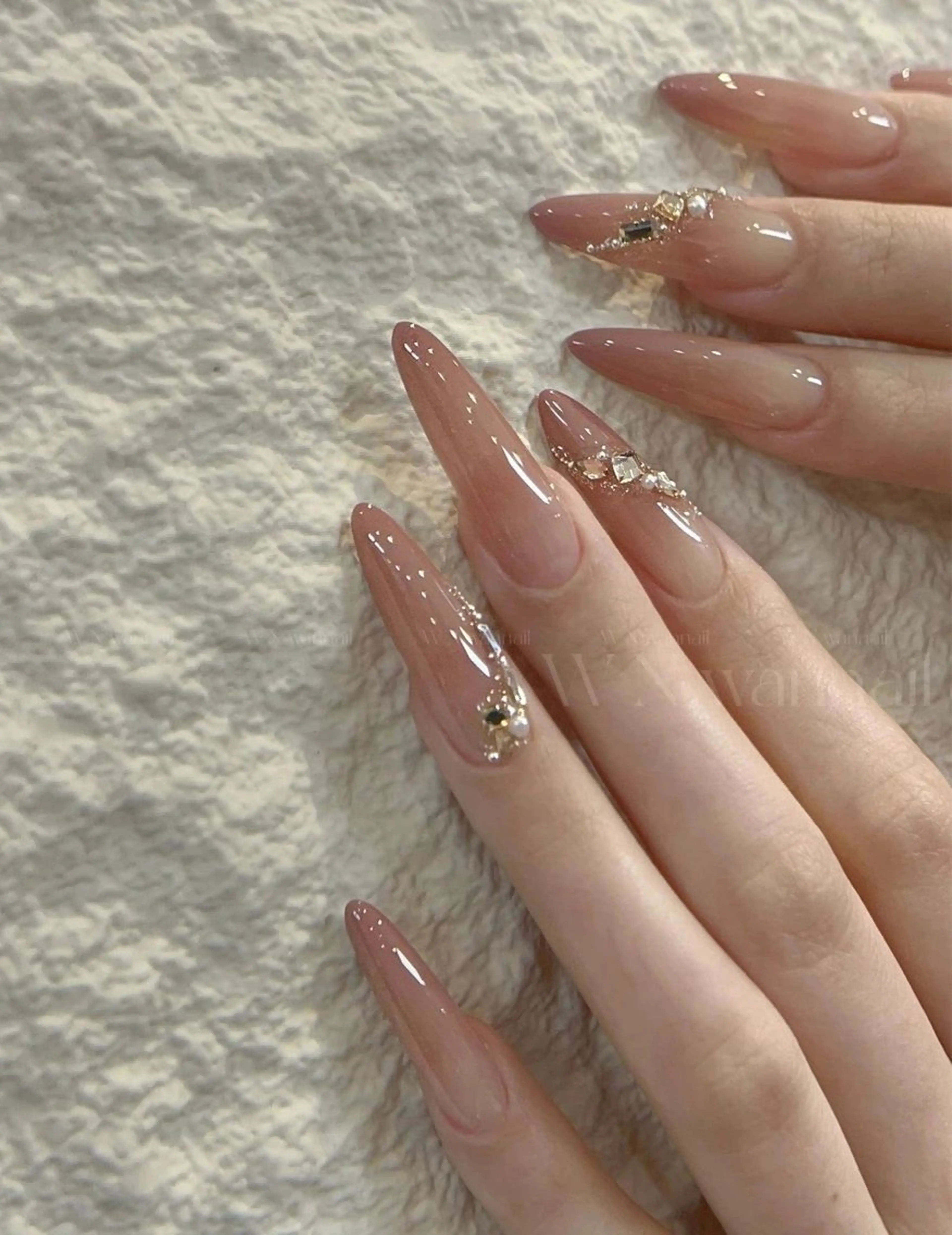 ミディアム 高橋 日向のネイルデザイン