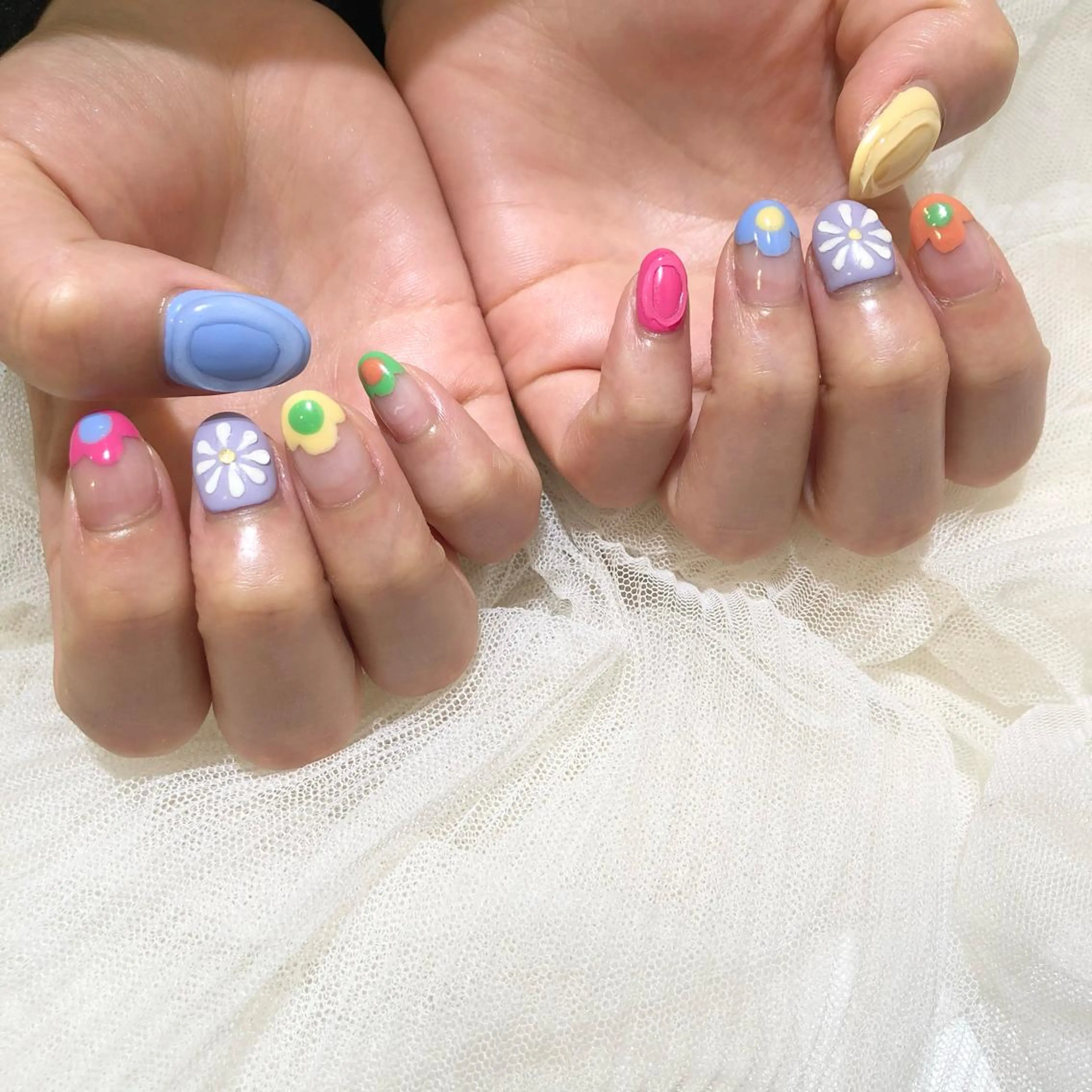 ネイル classic 新横浜所属・山田 暉のネイルデザイン