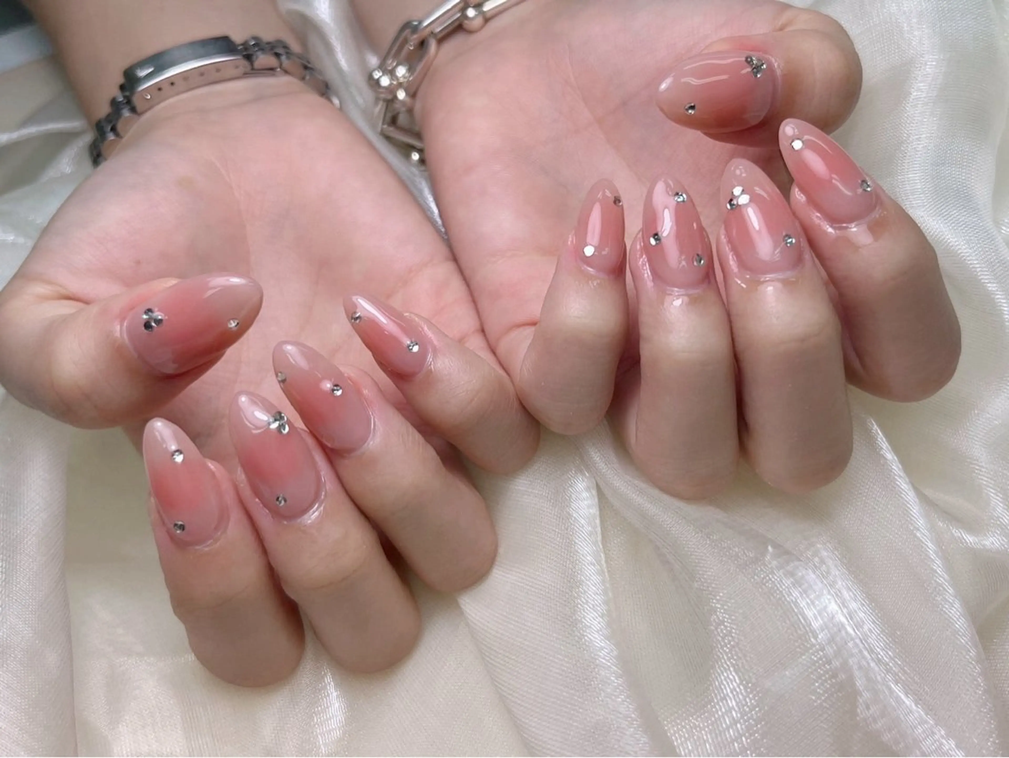 ネイル lucky nail 歌舞伎町のネイルデザイン