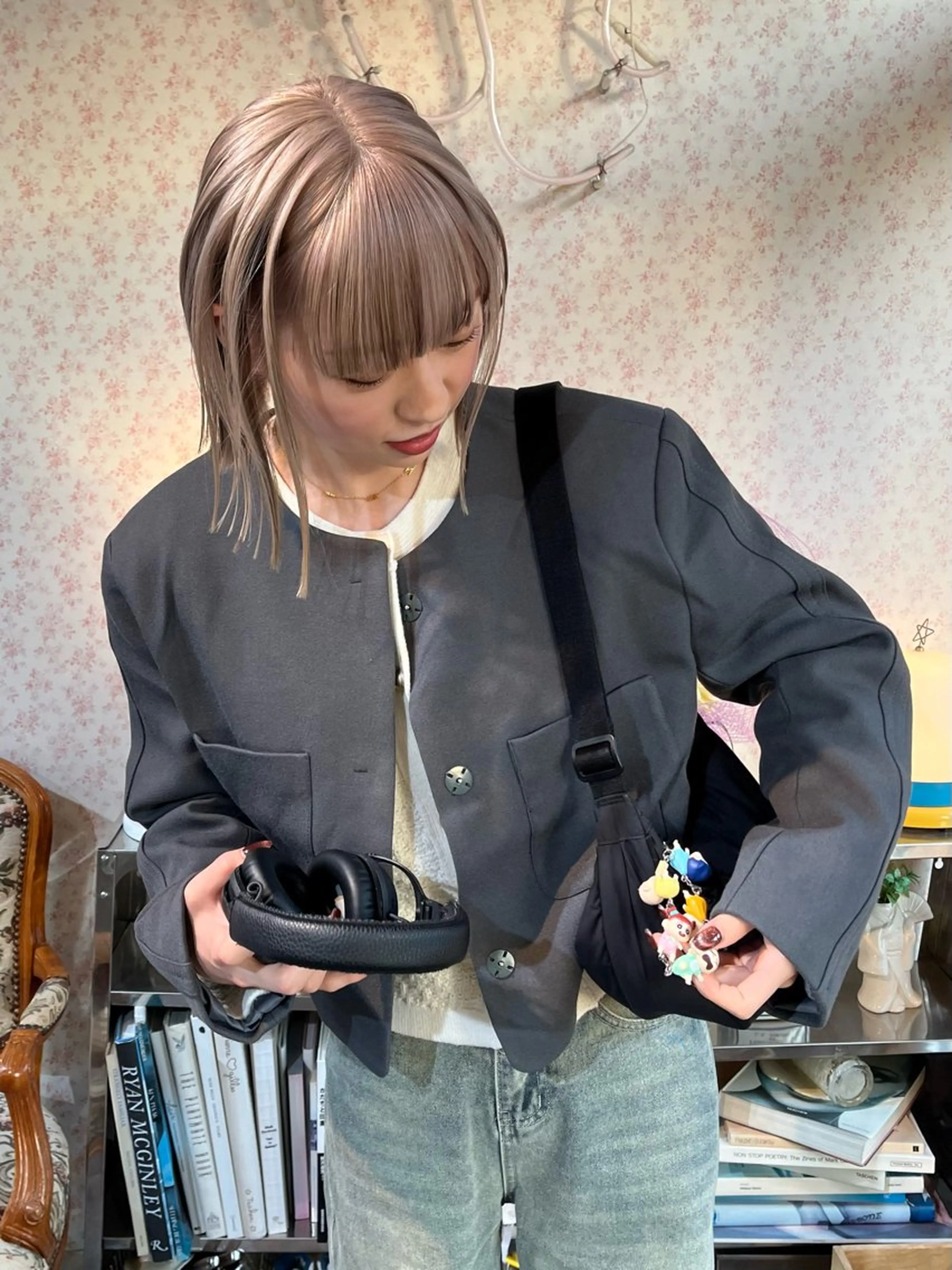 ショート カラー ブリーチ ハイトーンカラー ボブ カット ヘアカラー トリートメント iru所属・レイヤーカット/ ハイトーン/mikiのヘアスタイル