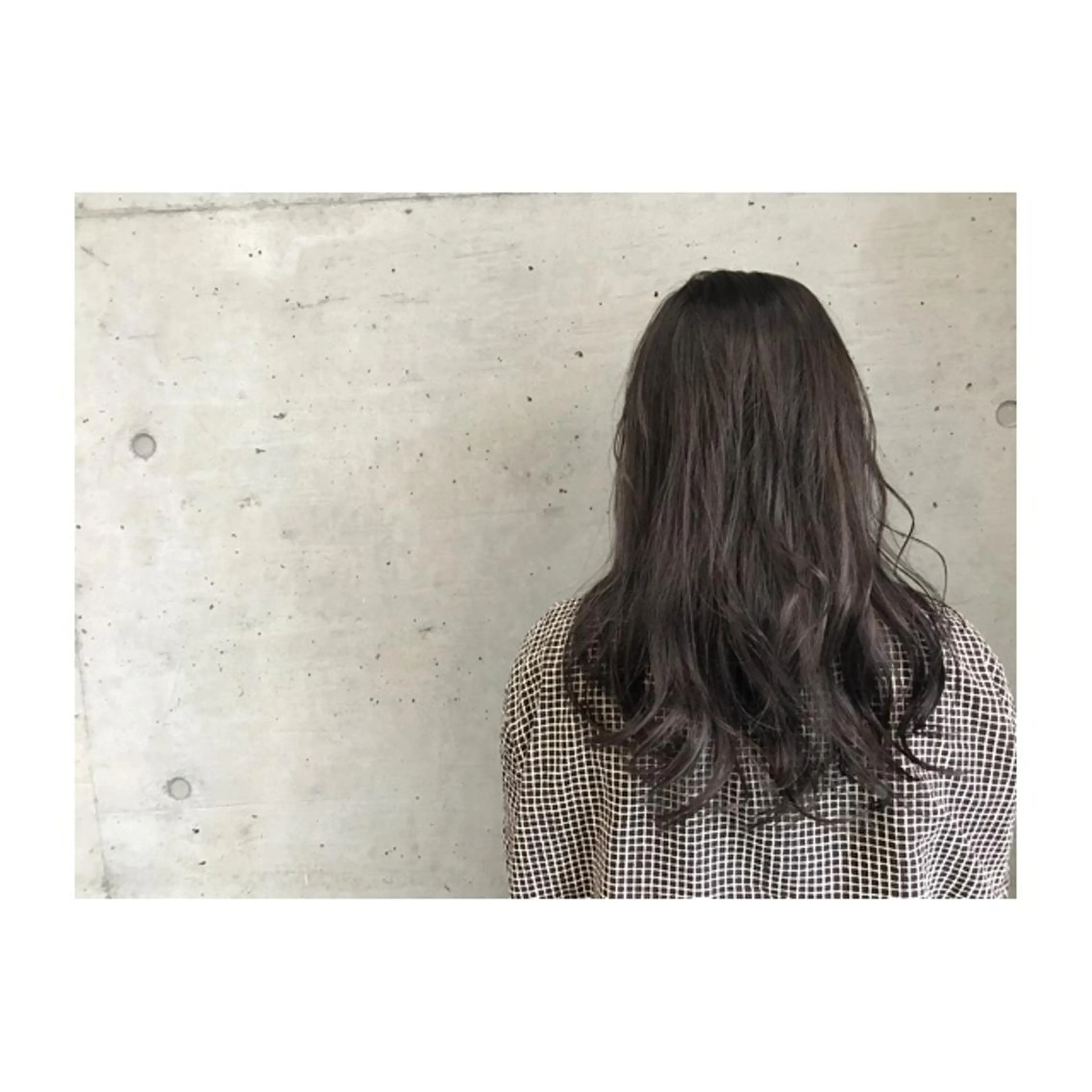 ロング カラー アッシュ 透明感カラー ハイライトカラー ハイライト 大栗 佑也  髪質改善のヘアスタイル