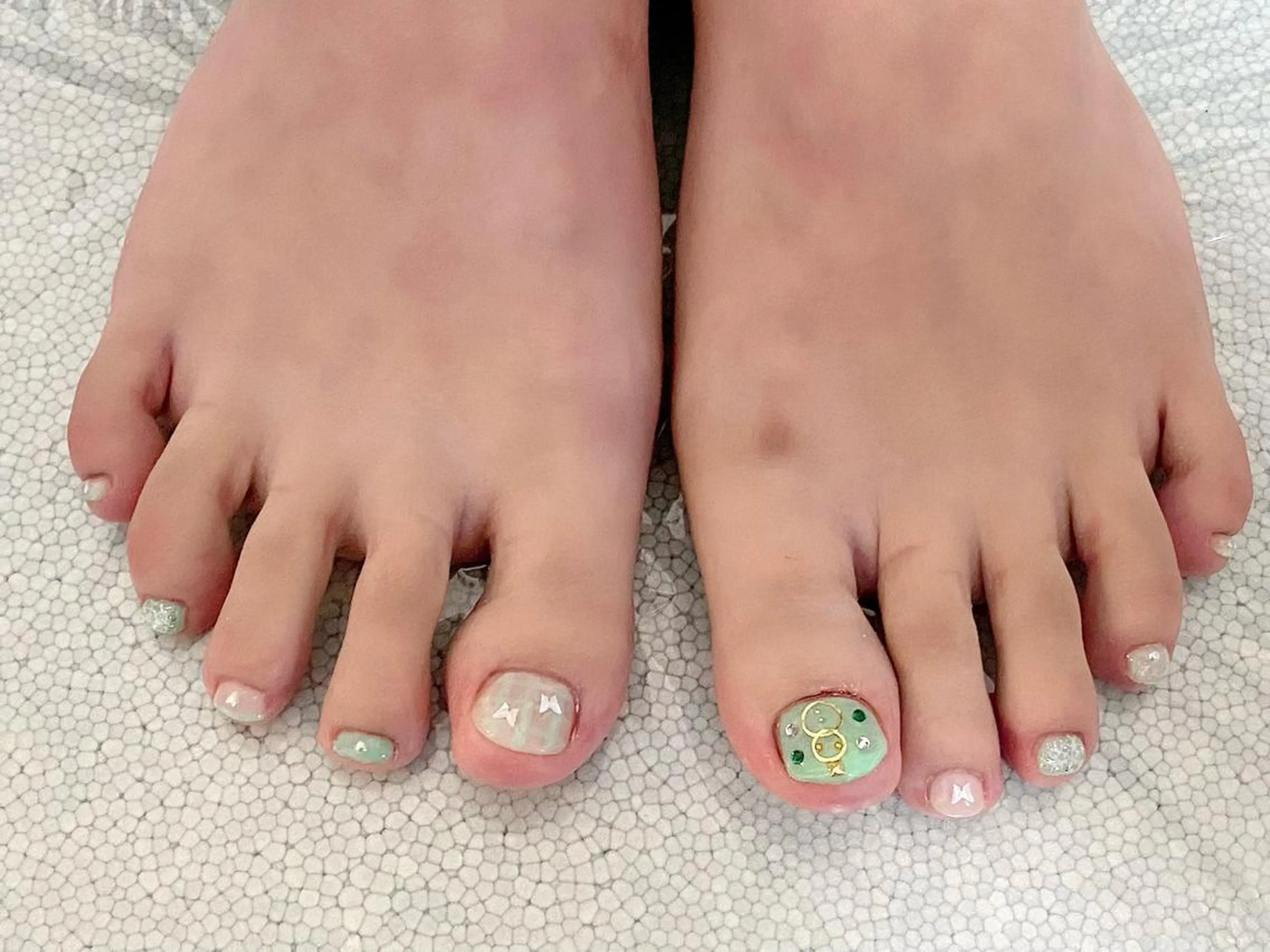 ネイル ハンドネイル フットネイル ejiri harukaのマツエク・マツパデザイン