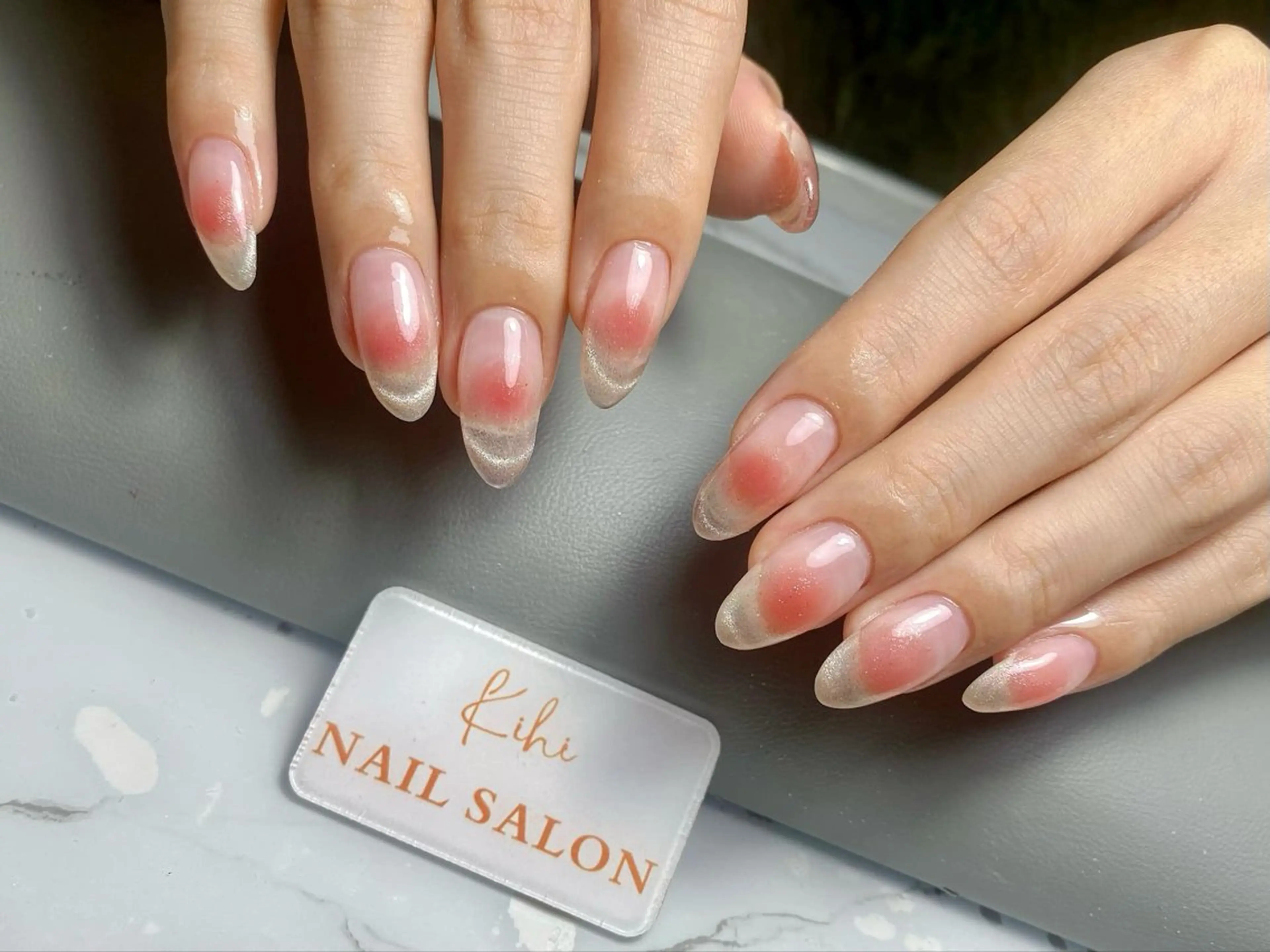 ネイル アートネイル フレンチネイル ジェルネイル グラデーション 韓国ネイル ハンドネイル 💕鈴木ユリ パラジェル/オフ無料のネイルデザイン