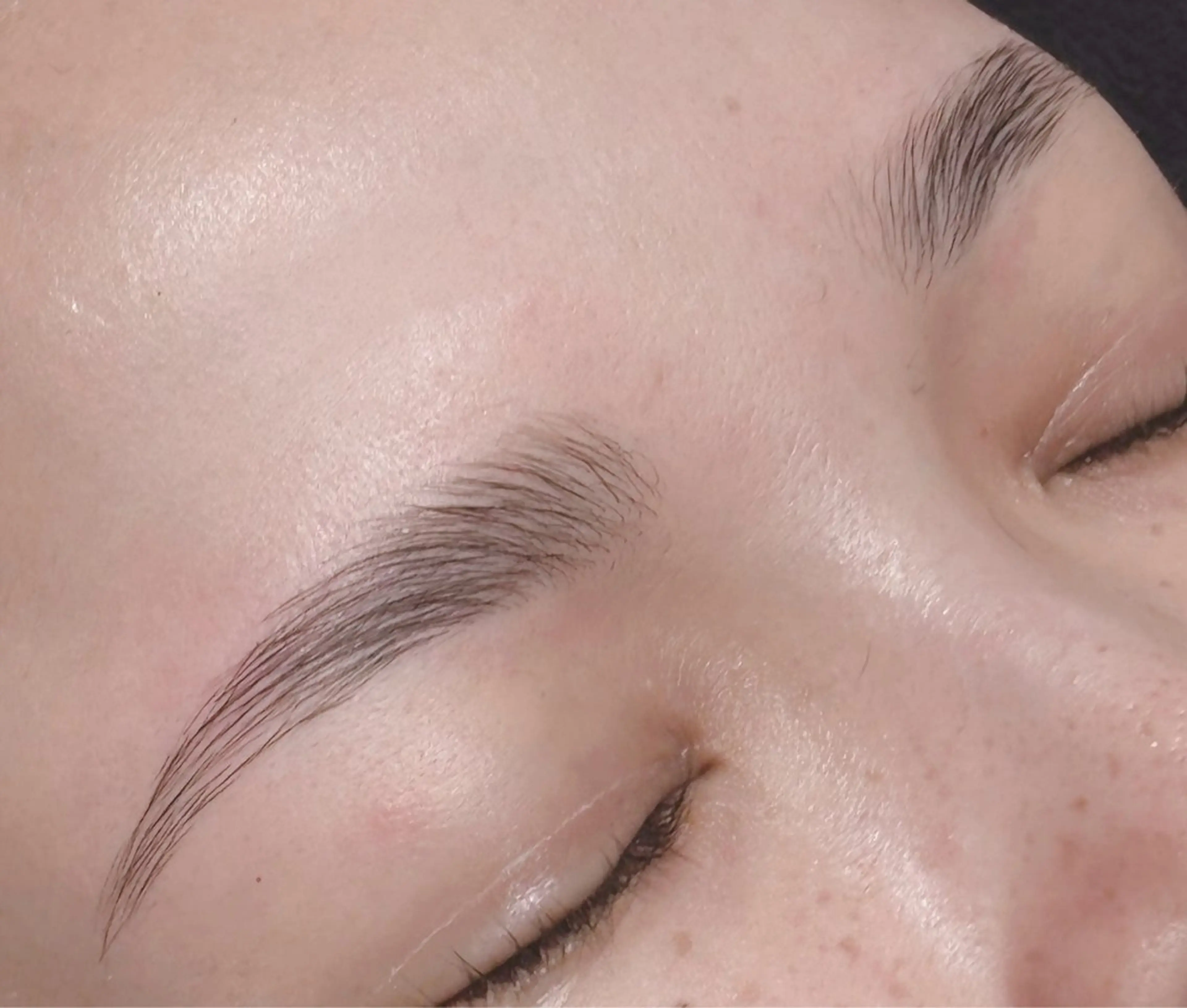 🦋平日限定🦋美眉🫧似合わせアイブロウ❤️‍🔥❤️‍🔥の写真