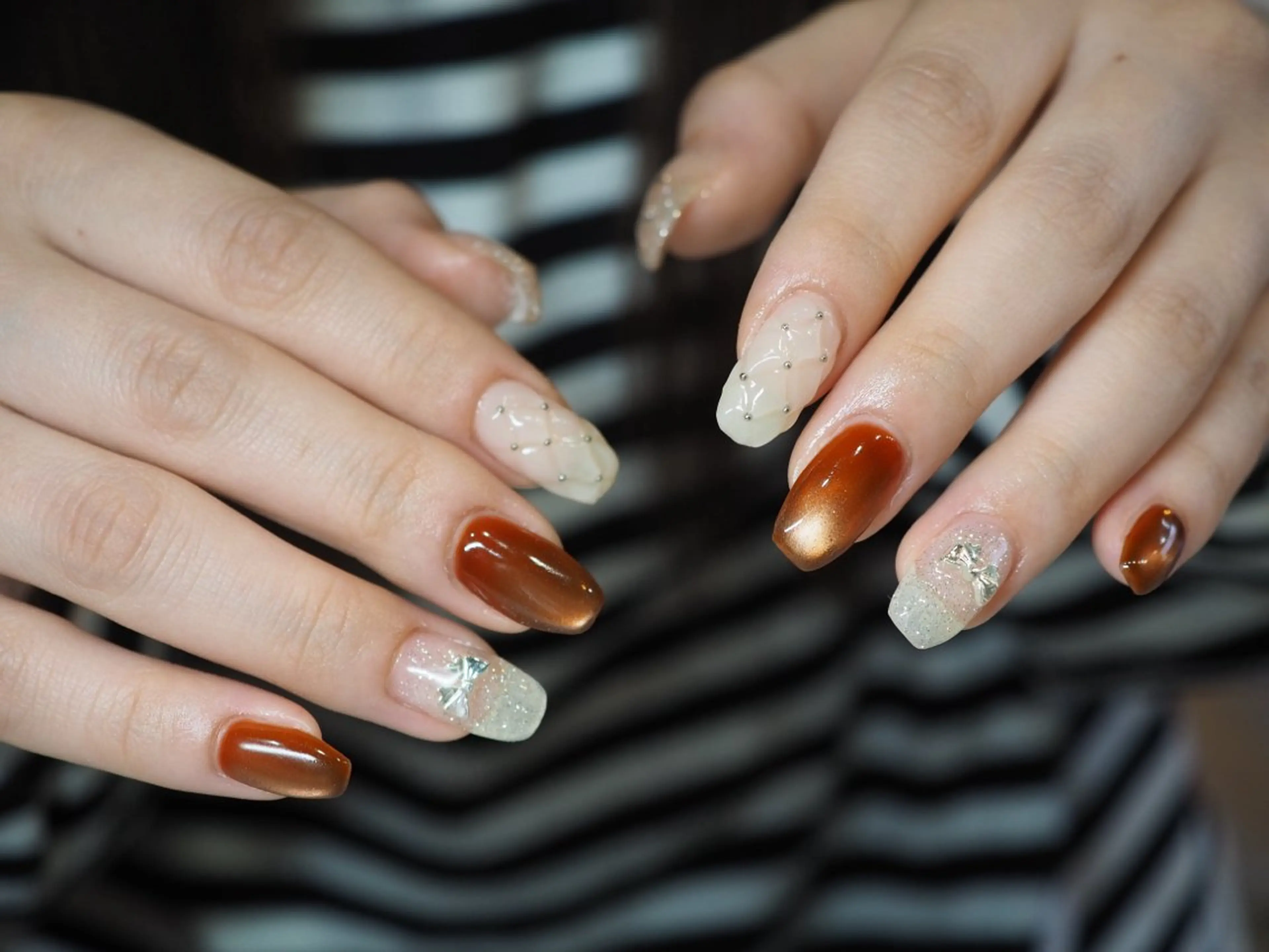 ネイル アートネイル チークネイル フラッシュネイル フットネイル フレンチネイル glaNje shioriのネイルデザイン