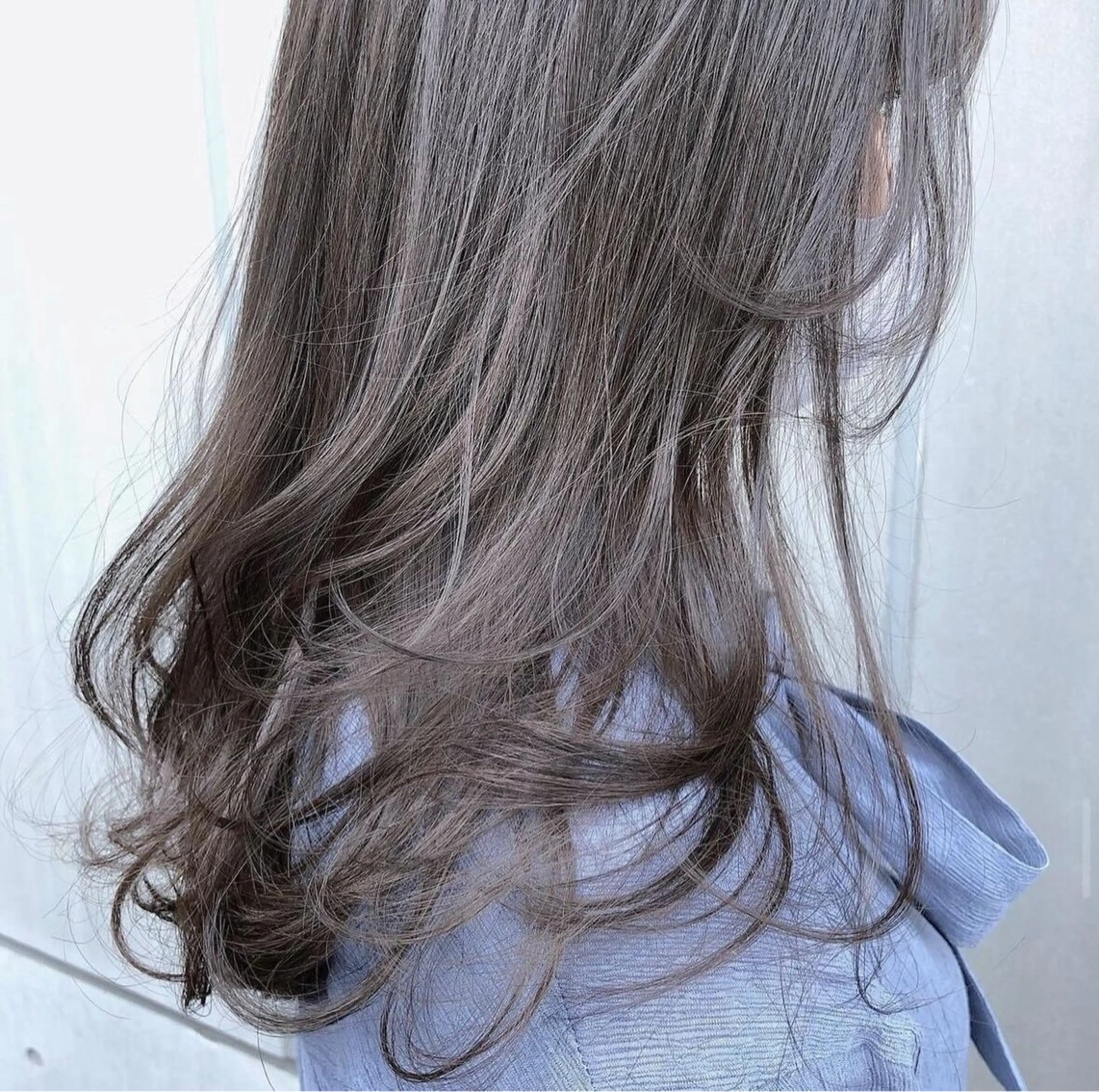 セミロング カラー GO TODAY SHAiRE SALON原宿Stella店所属・GO TODAY シェアサロンのヘアスタイル