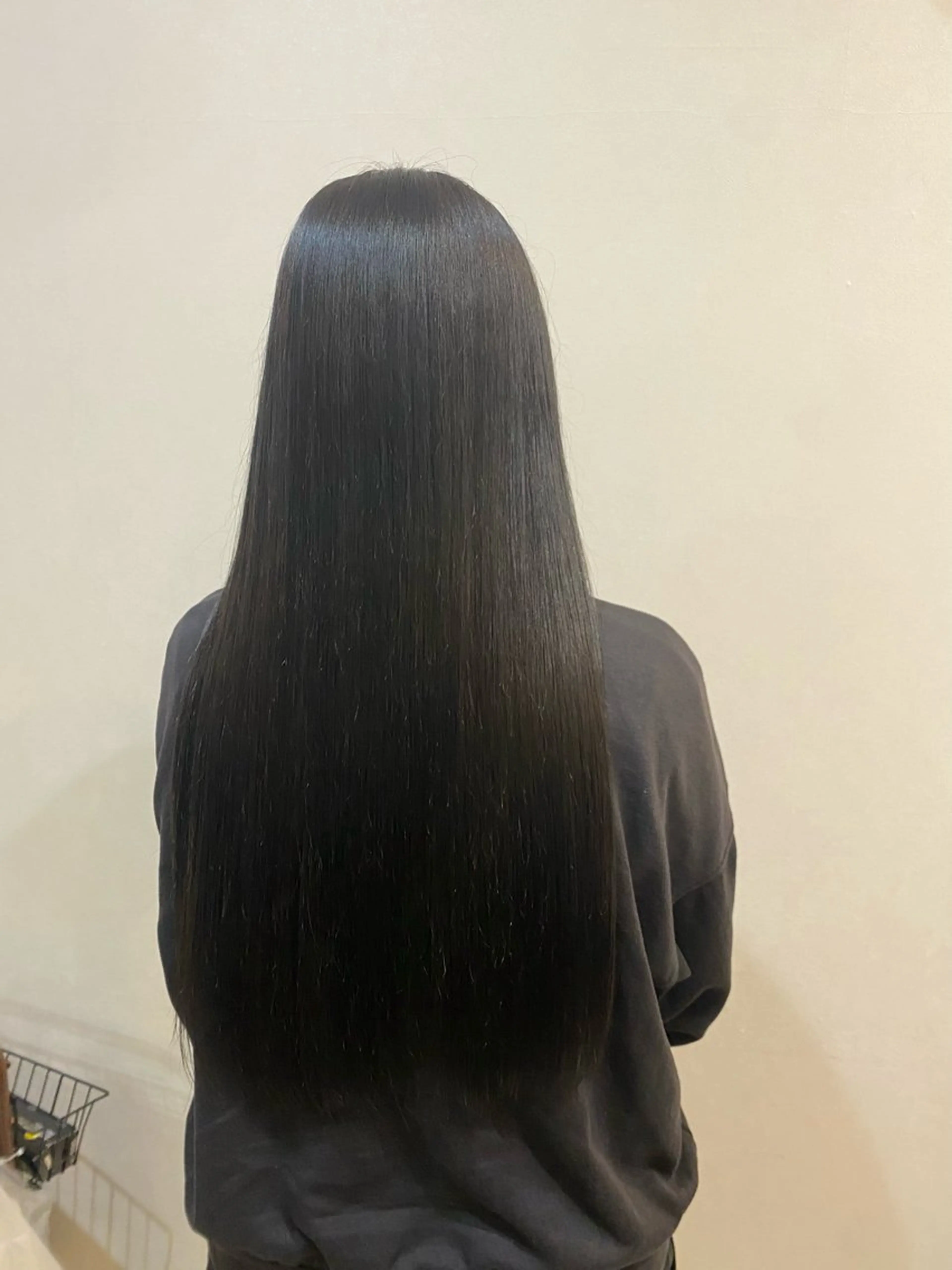 カラー 透明感カラー グレージュ カット ヘアカラー トリートメント Lond  Emi 艶髪モテヘアのヘアスタイル