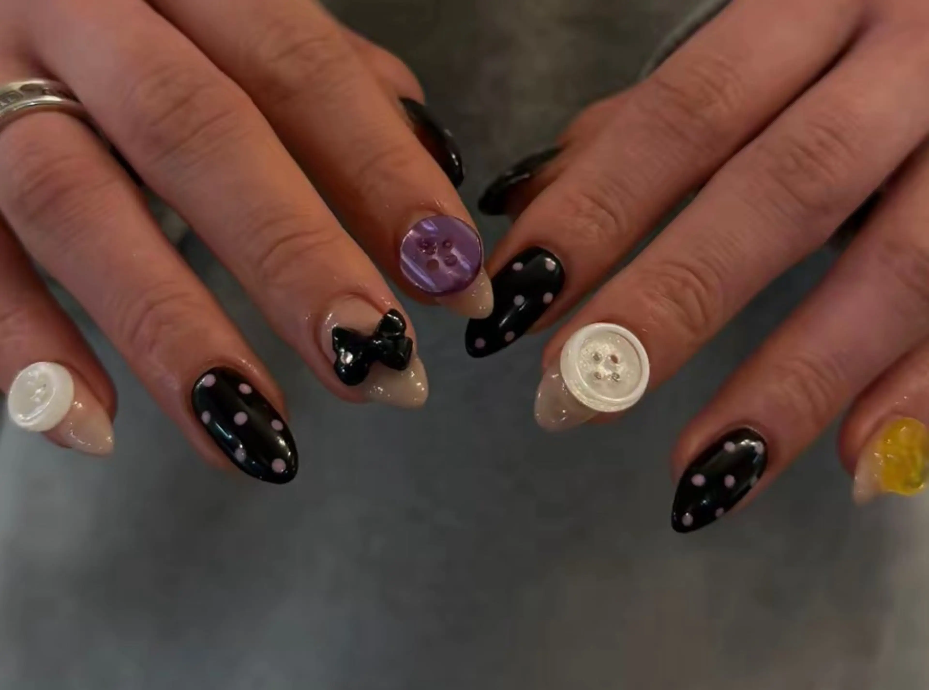 ネイル ハンドネイル NiJi Nailsのネイルデザイン