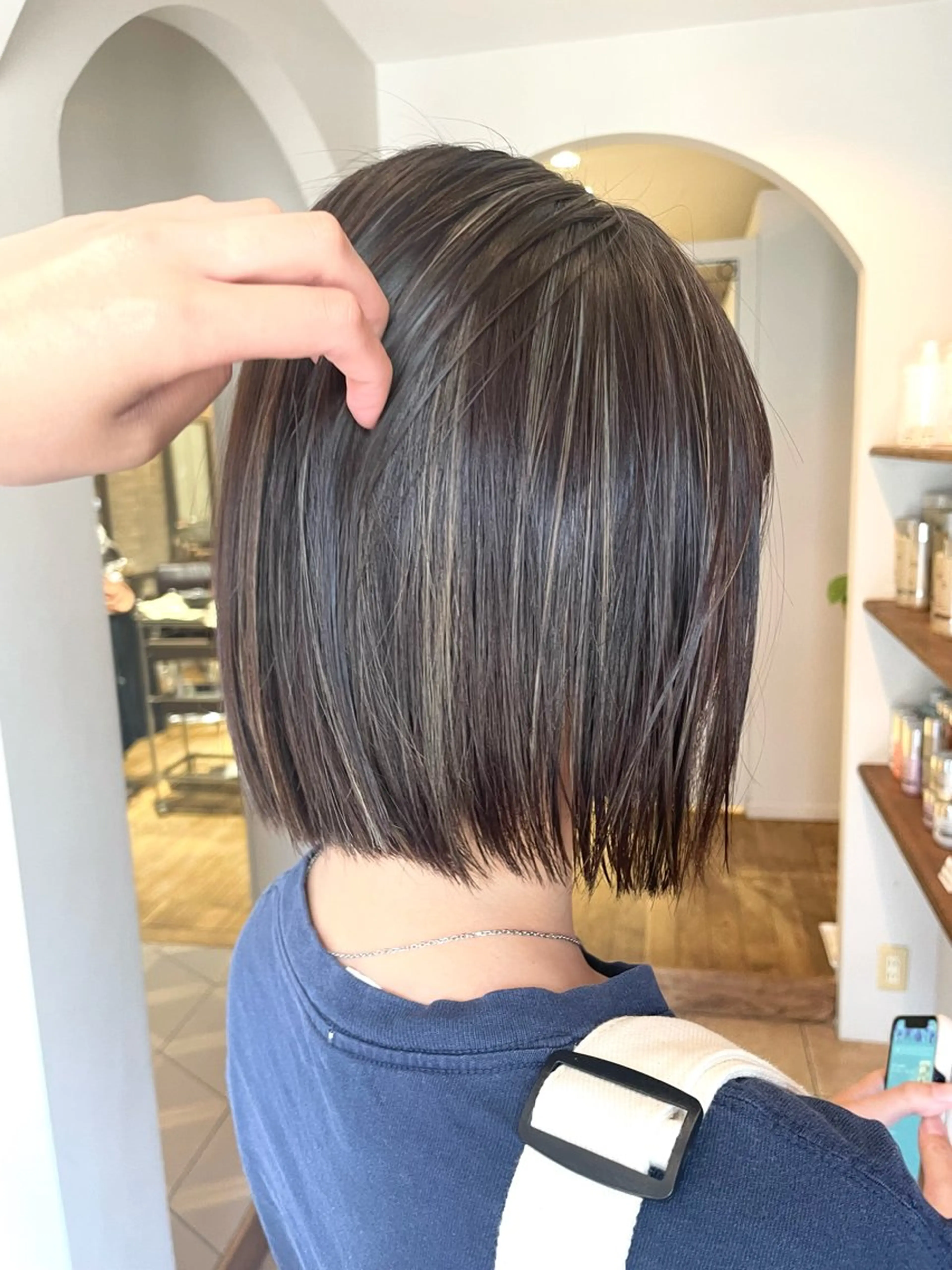 カラー 栗林 茉那のヘアスタイル