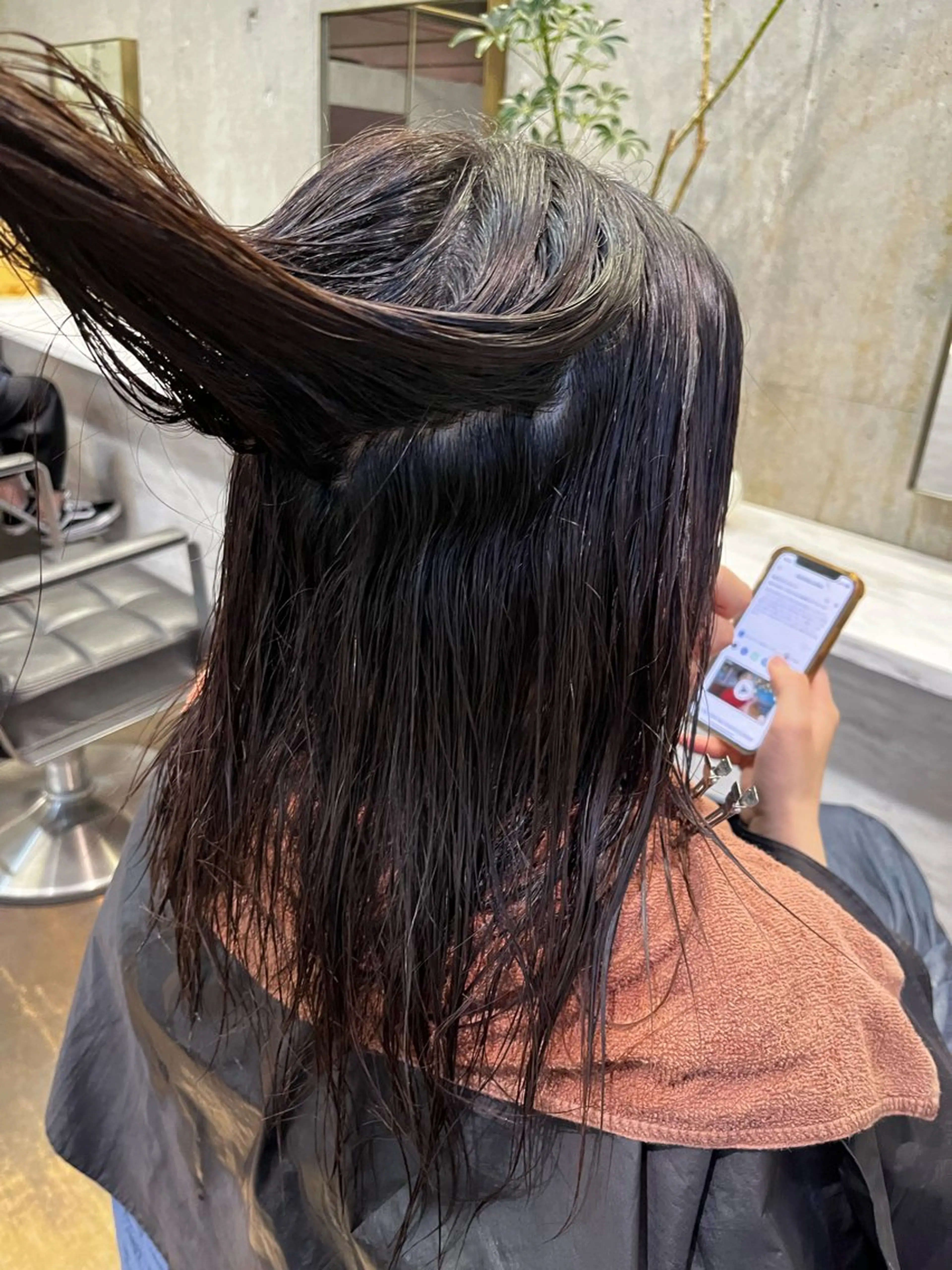 ロング パーマ くせ毛 フクシマ ココのヘアスタイル