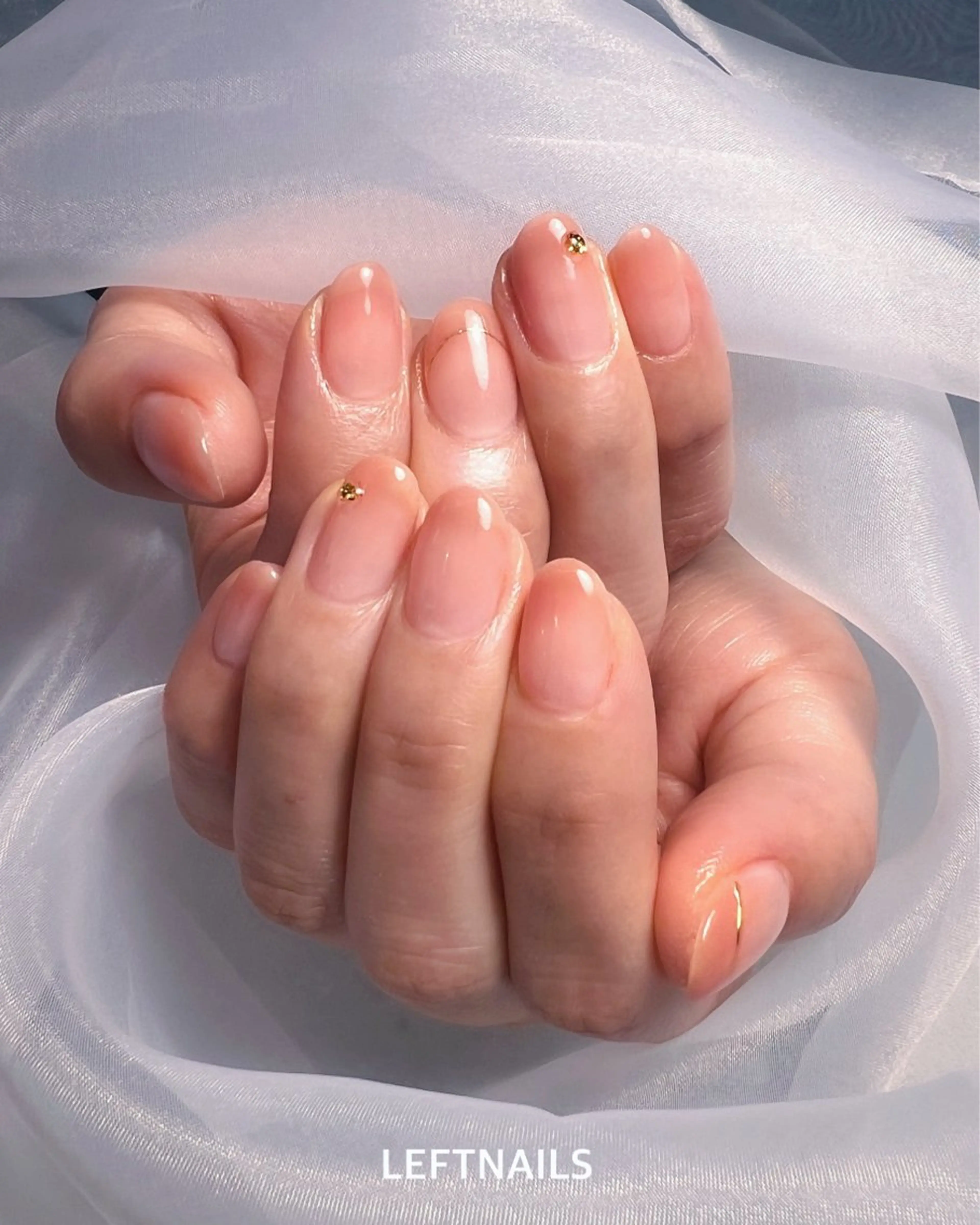 ネイル ハンドネイル LEFTNAILS フィルインニュアンスのネイルデザイン
