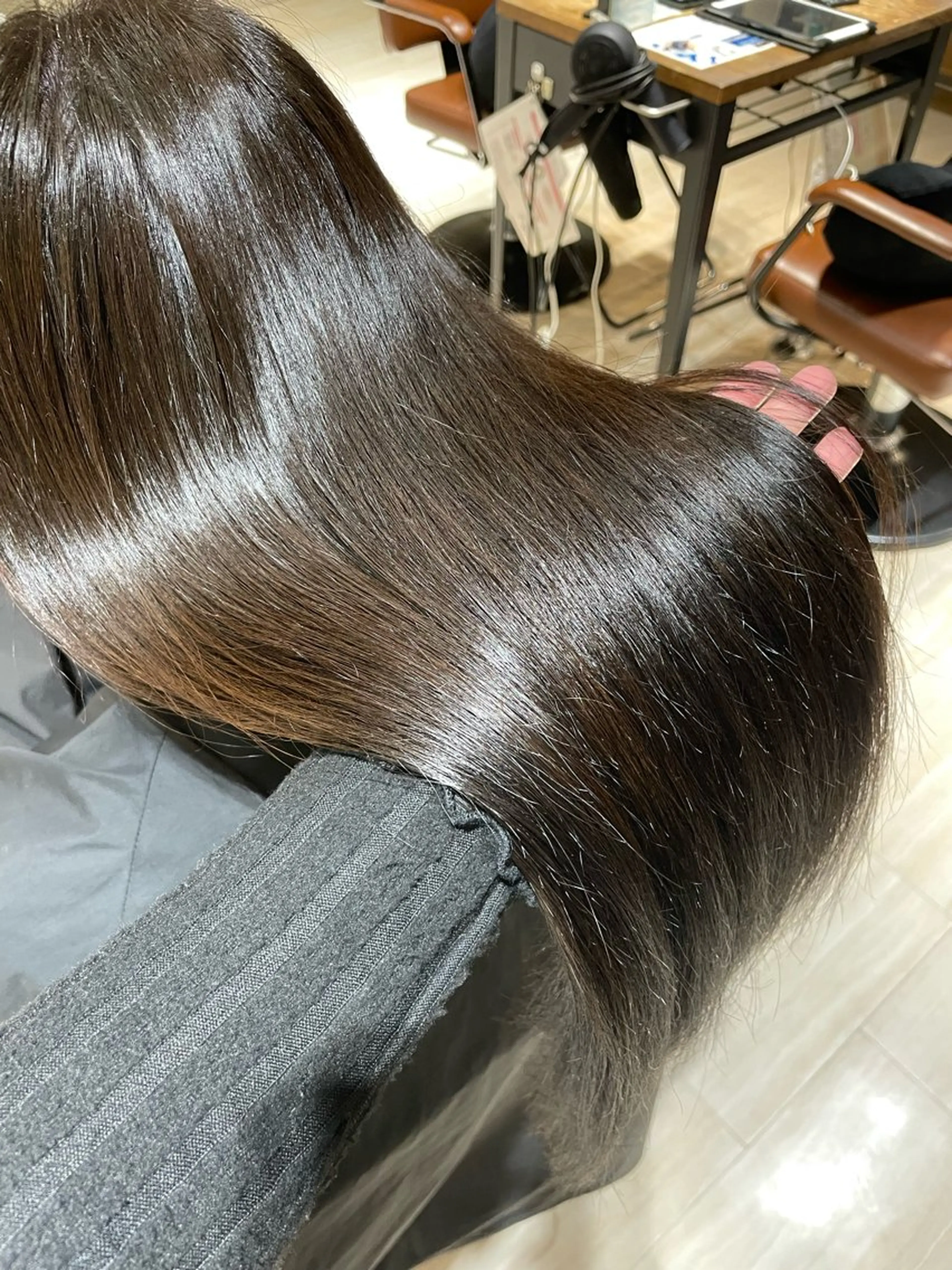 セミロング ヘアカラー 艶カラー/アレンジ/ はまぐちうみのヘアスタイル