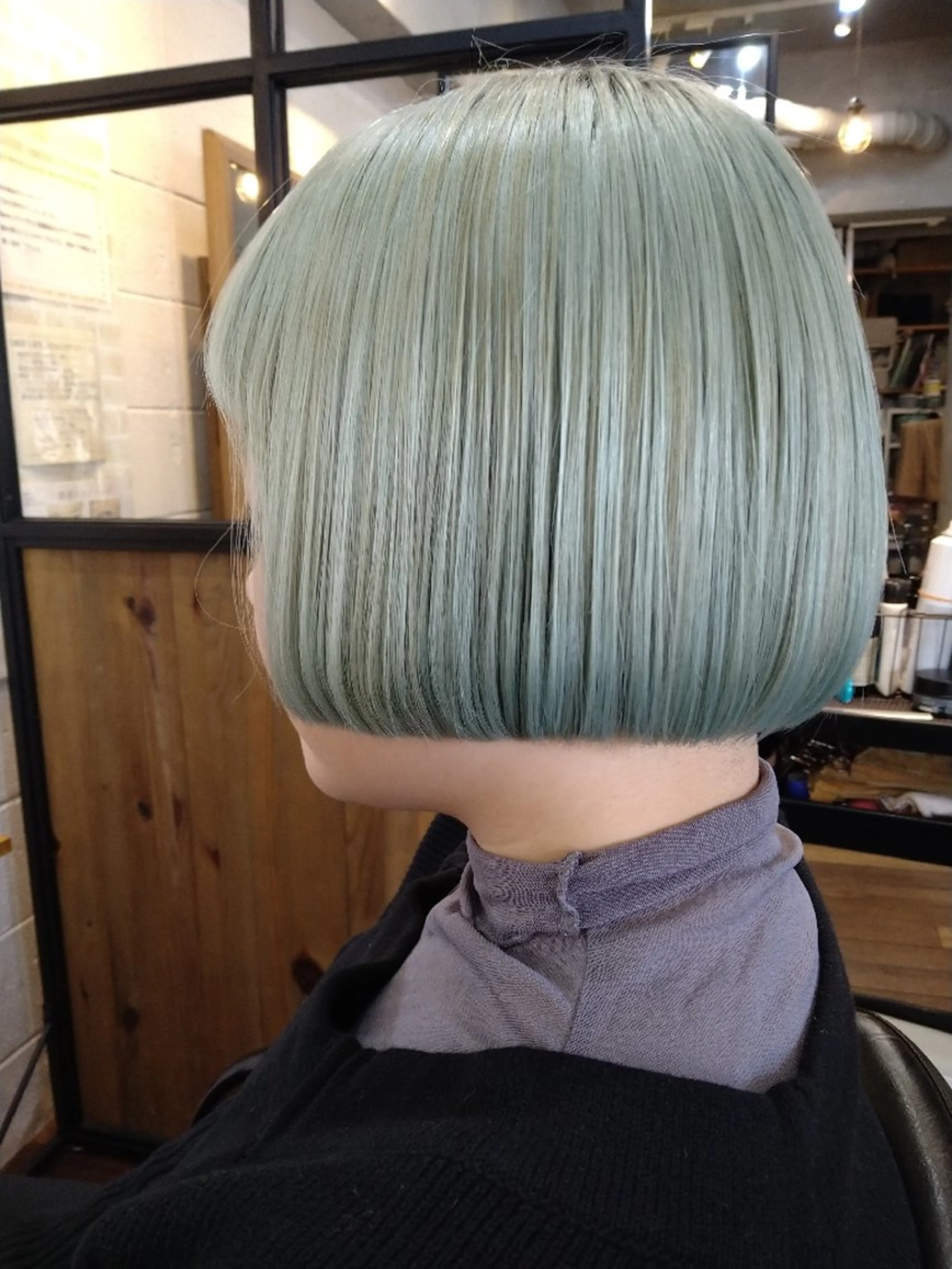 ショート ボブ アイブロウ◎ rista藤岡佳世のヘアスタイル