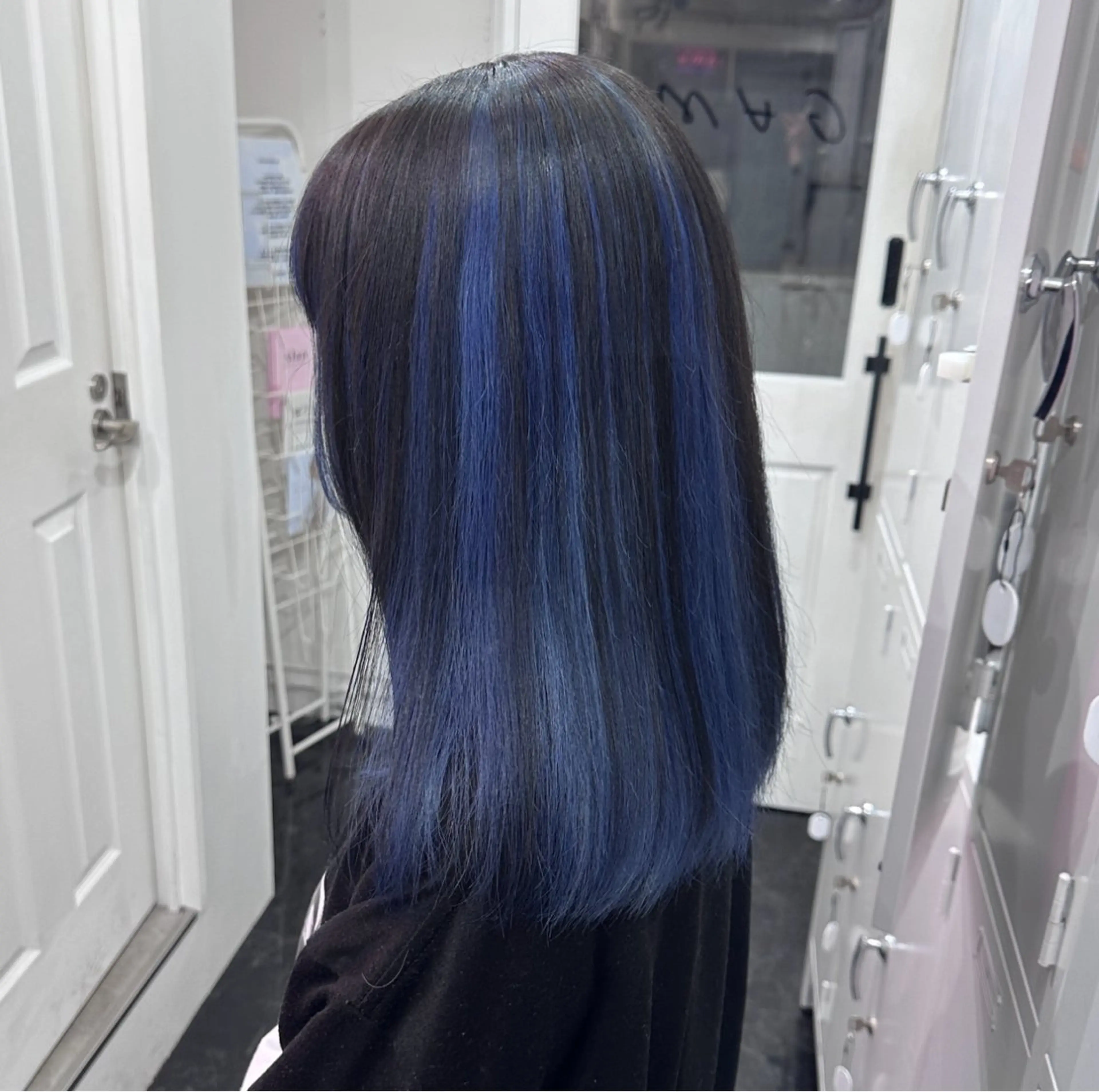 セミロング カラー ハイトーン/ウルフ /エクステ/ましろのヘアスタイル