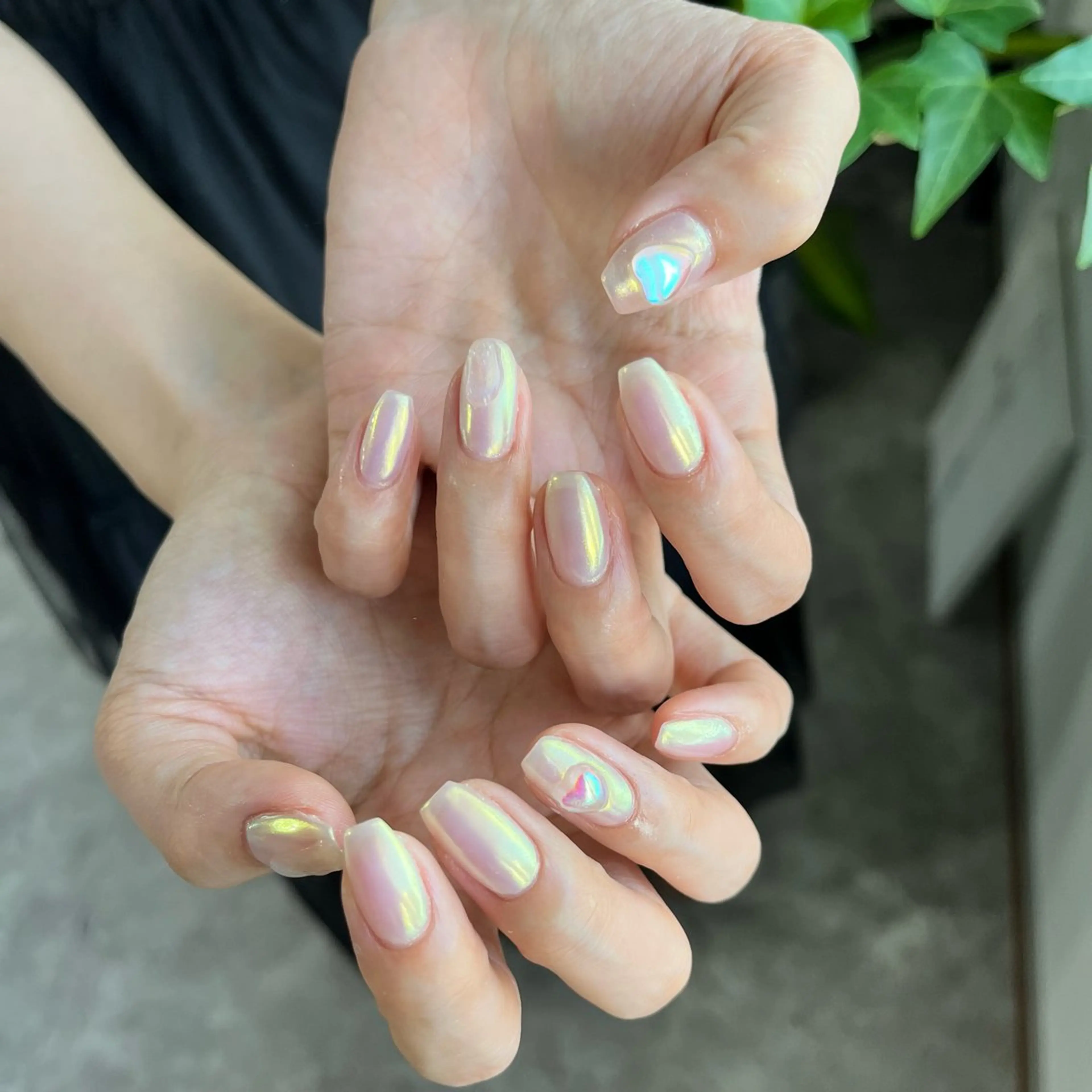 ネイル オーロラネイル nailsalon maluriのネイルデザイン