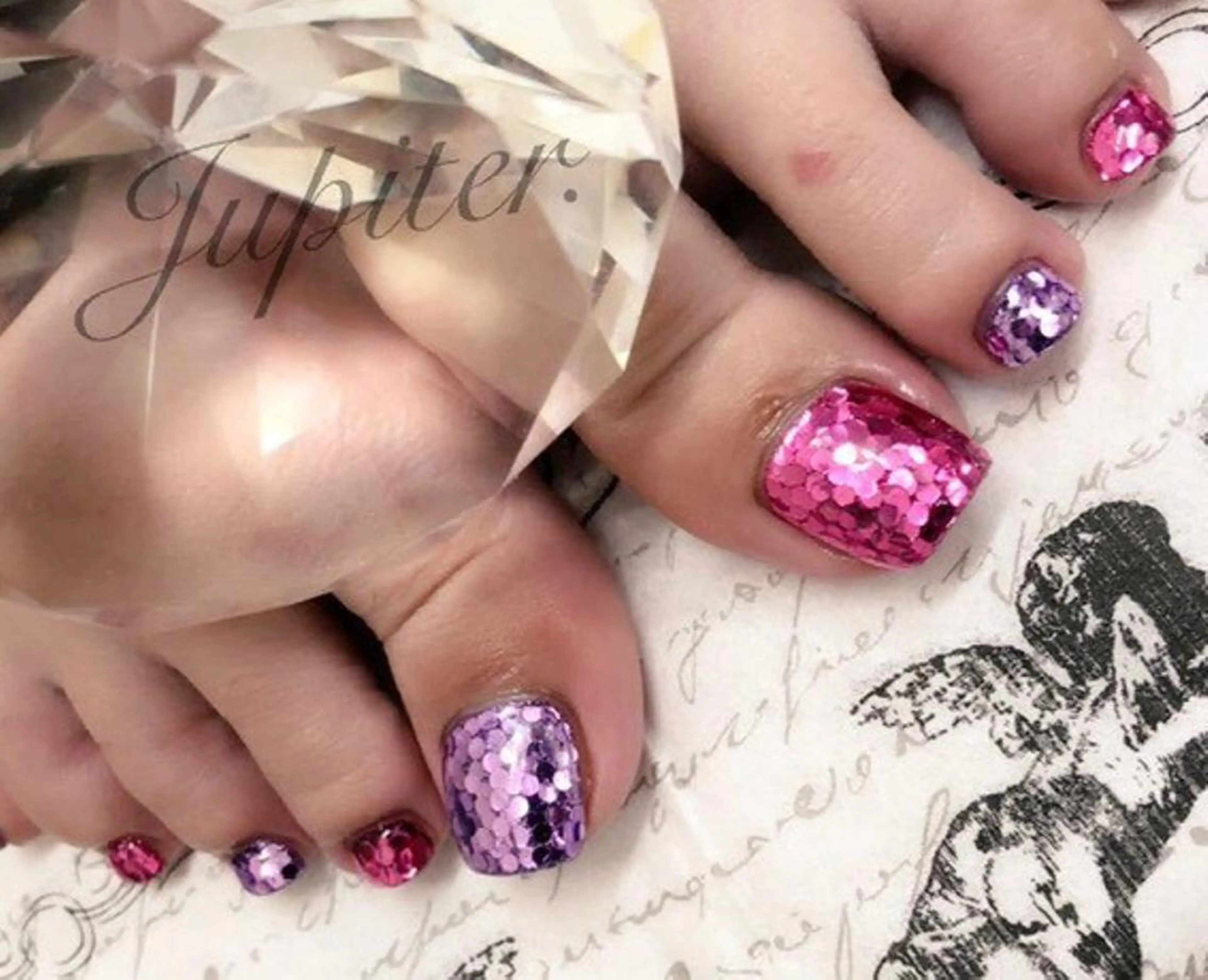 ネイル フットネイル ホログラムネイル フットネイル PrivateSalon Jupiter所属・Jupiter .のネイルデザイン