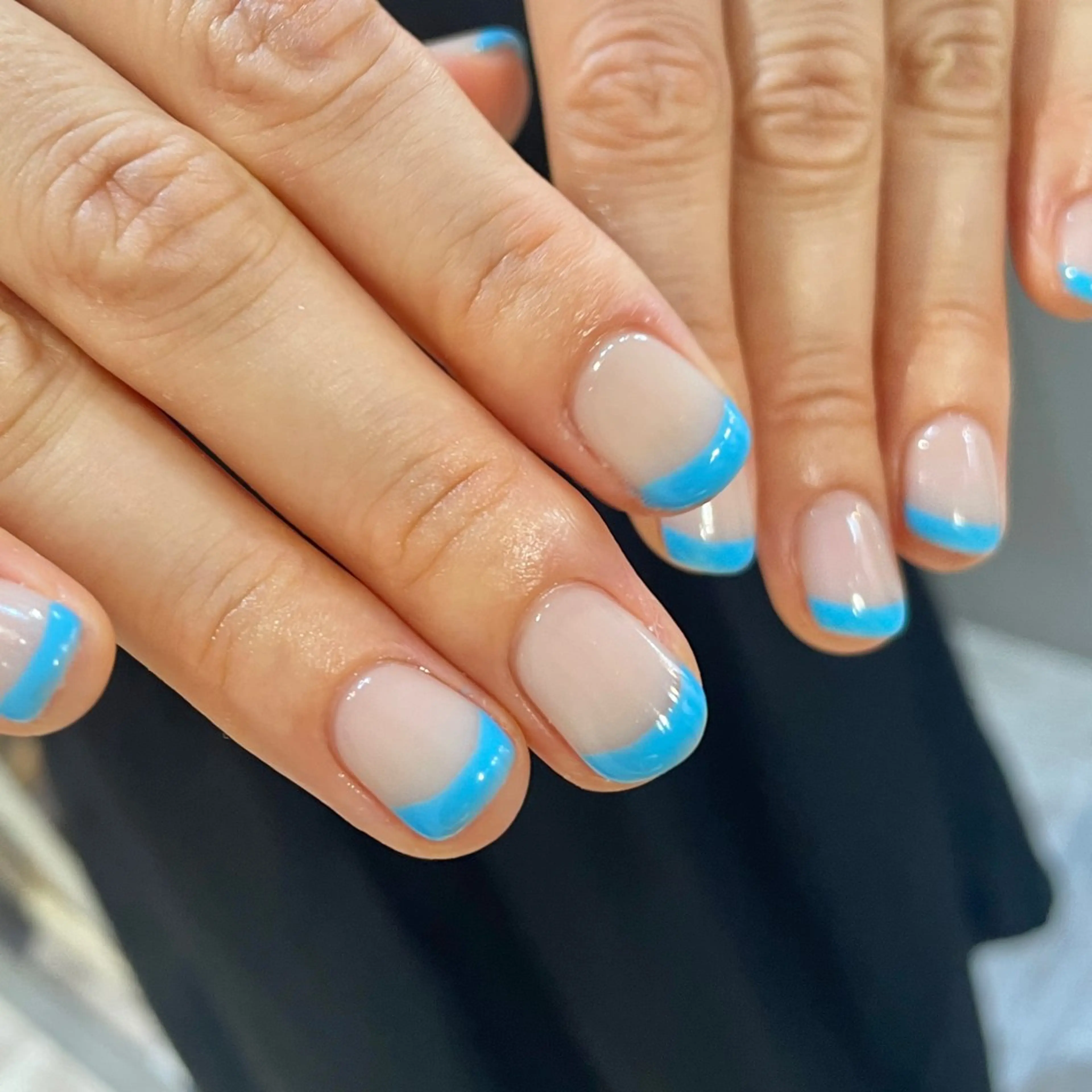 ネイル ブルー フレンチネイル 氷ネイル・うるうるネイル マグネットネイル ミラーネイル ハンドネイル 園田 ソノダのネイルデザイン