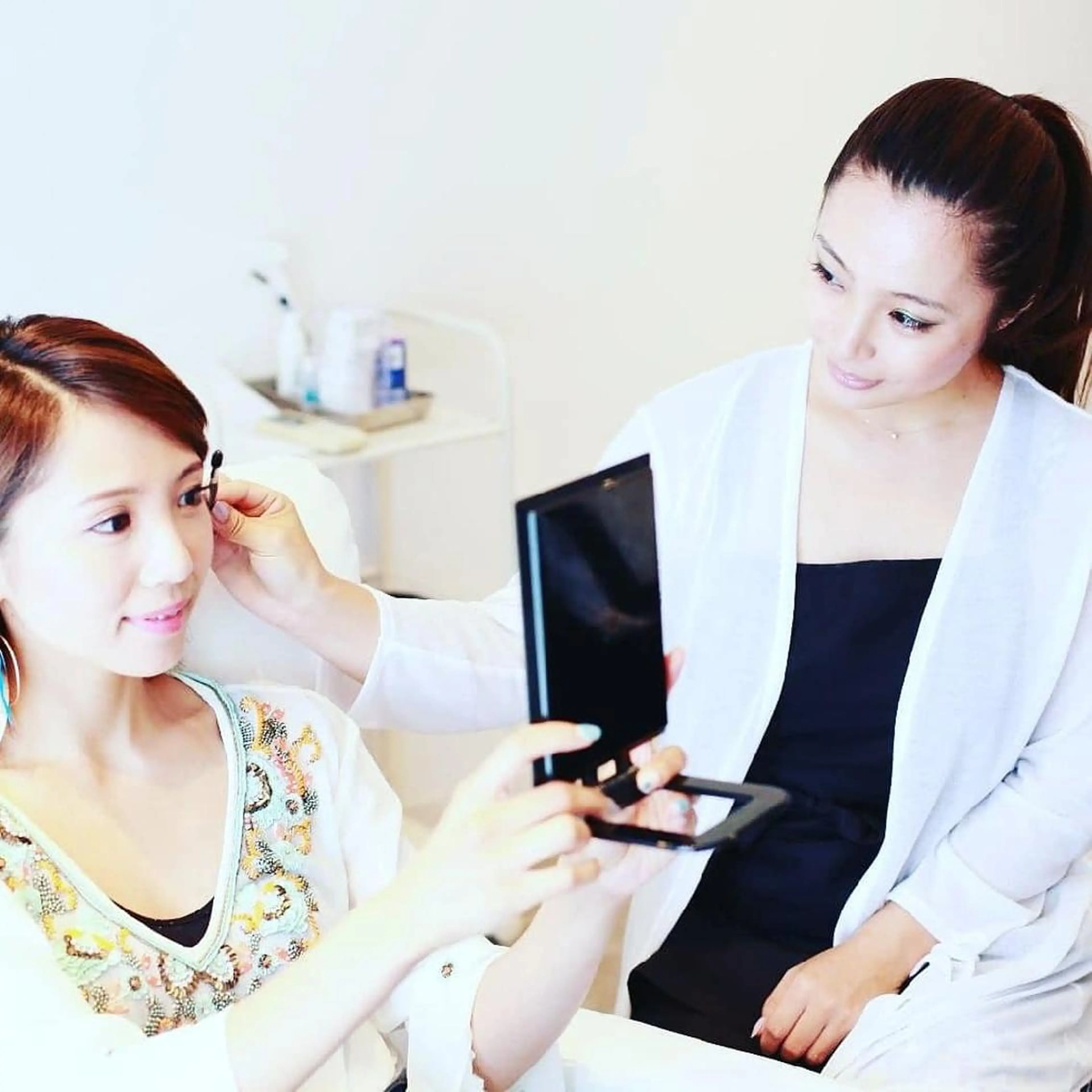 ワックス脱毛もみあげ【お直し不可】の写真