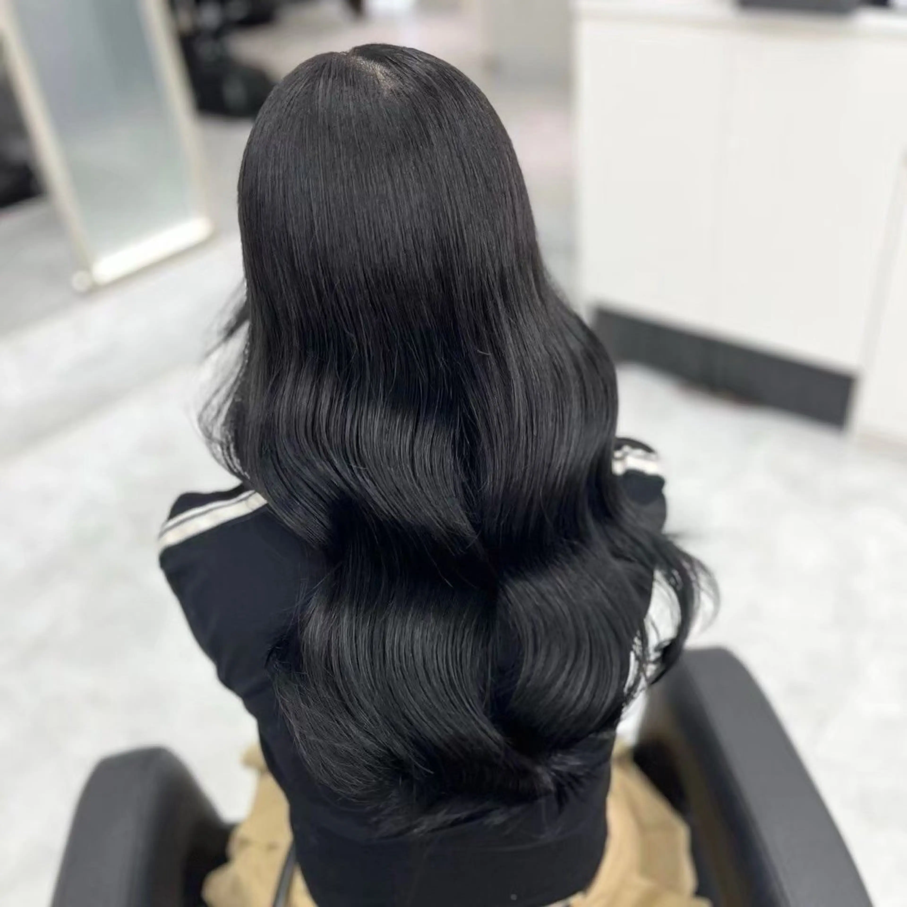 ロング カラー 盛れる上質ワンホン ヘア🤍YUME🤍のヘアスタイル