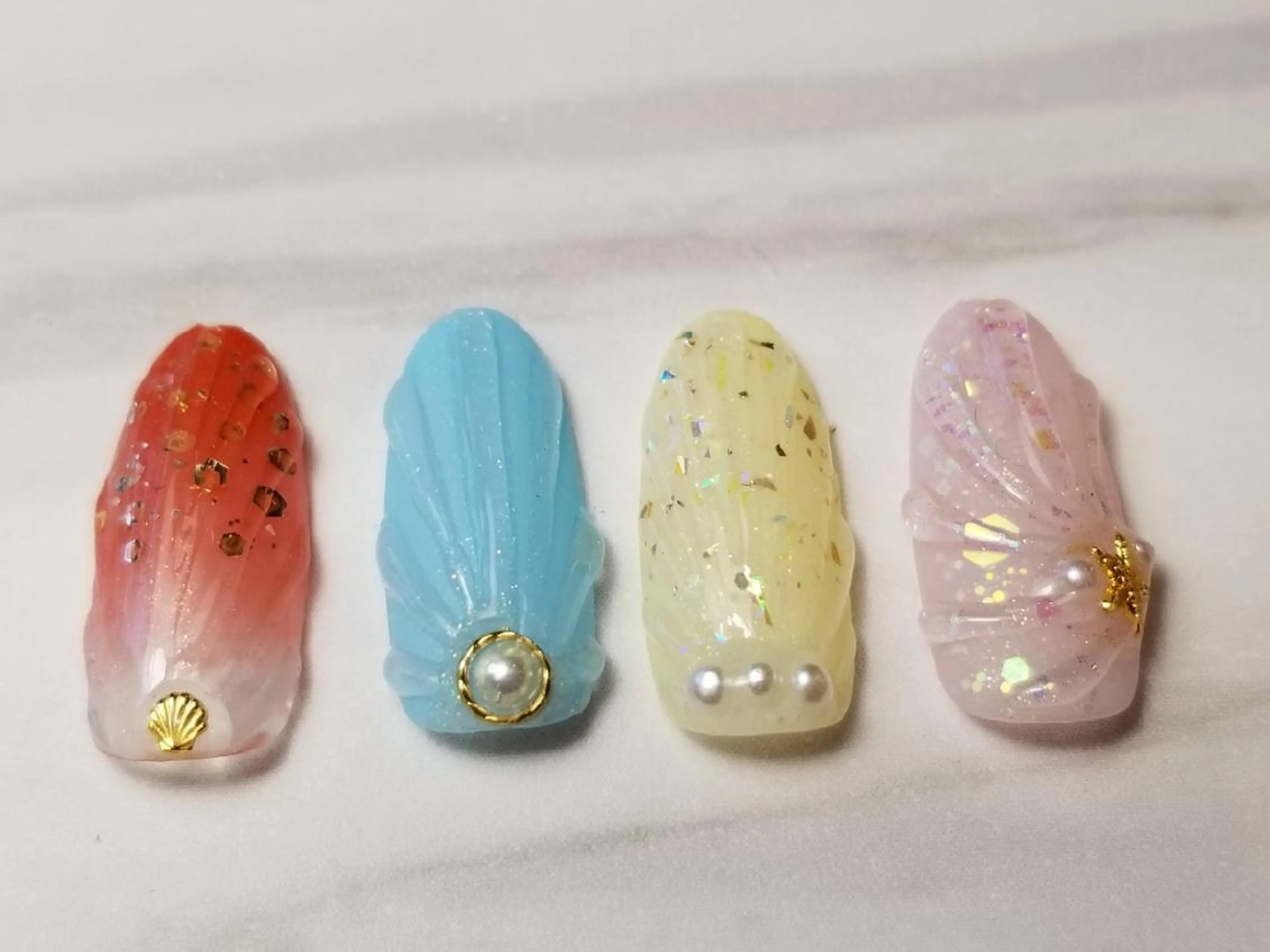 ネイル アートネイル センター南 LEGAOSともこのネイルデザイン