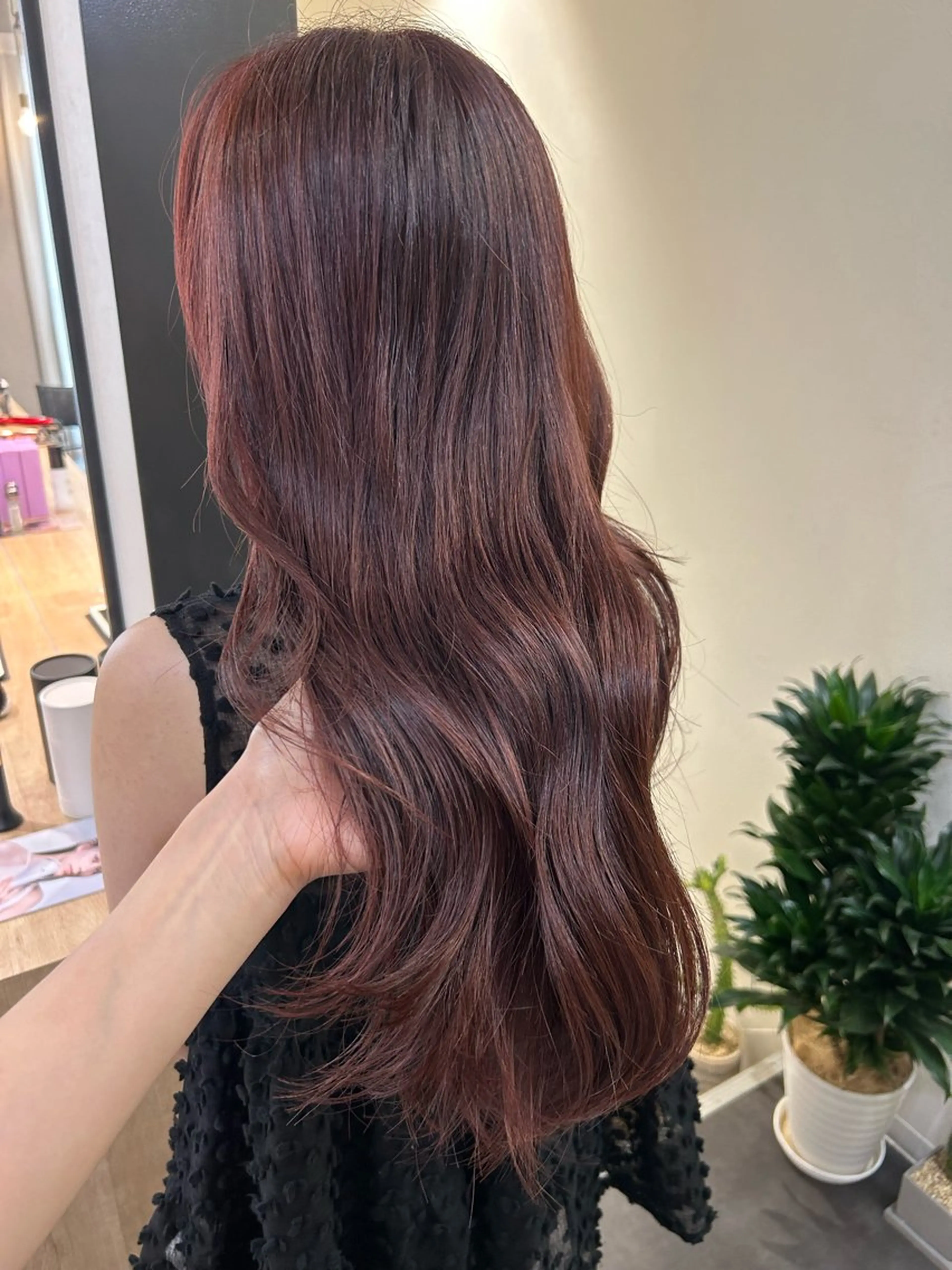 ロング カラー ブリーチ ブラウンカラー ブリーチなしカラー レッドカラー レッドブラウン カット ヘアカラー トリートメント hub hair レイヤー/透明感のヘアスタイル