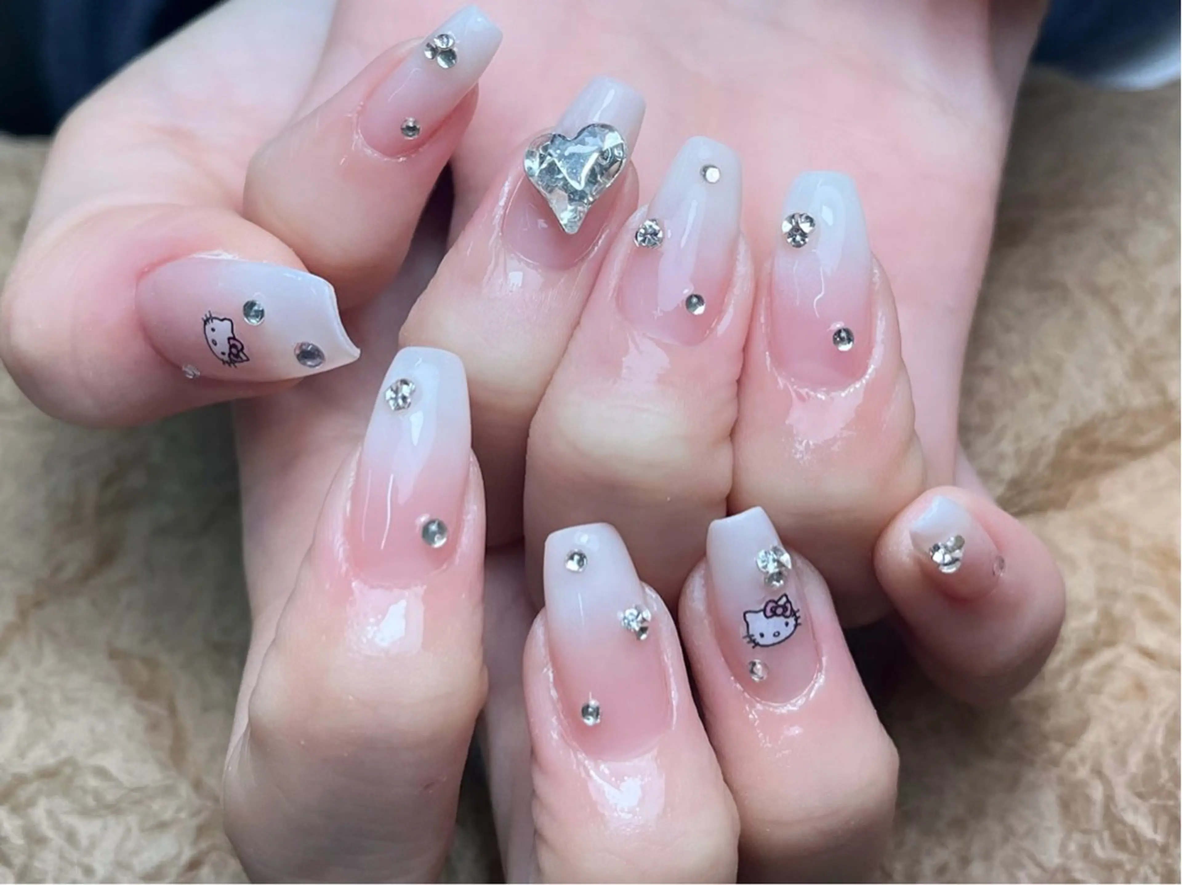 ネイル ToliyDeliy Nail Salonのネイルデザイン