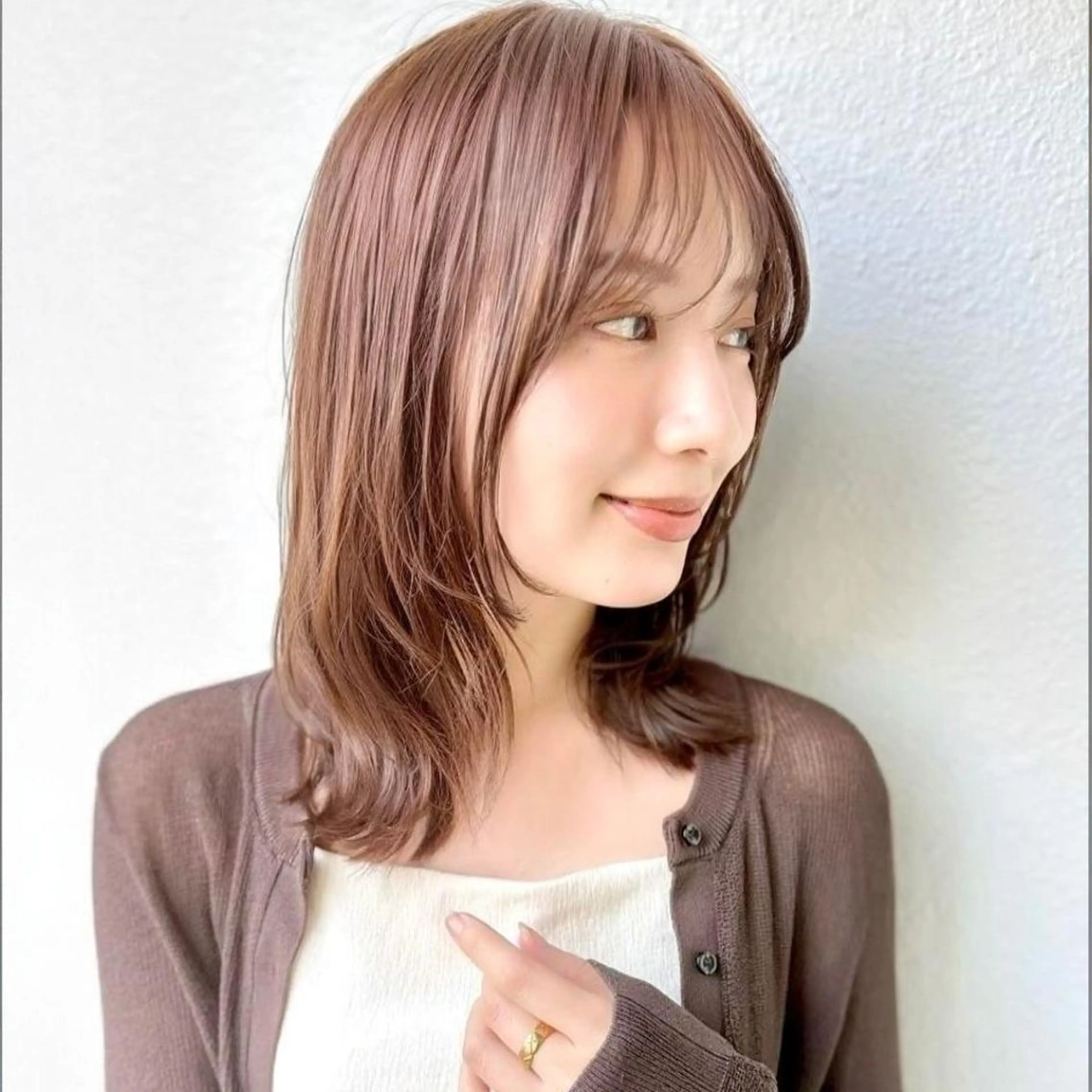 セミロング ヘアカラー トリートメント ヘッドスパ レイヤーカット／韓国 🤎きのした いちかのヘアスタイル