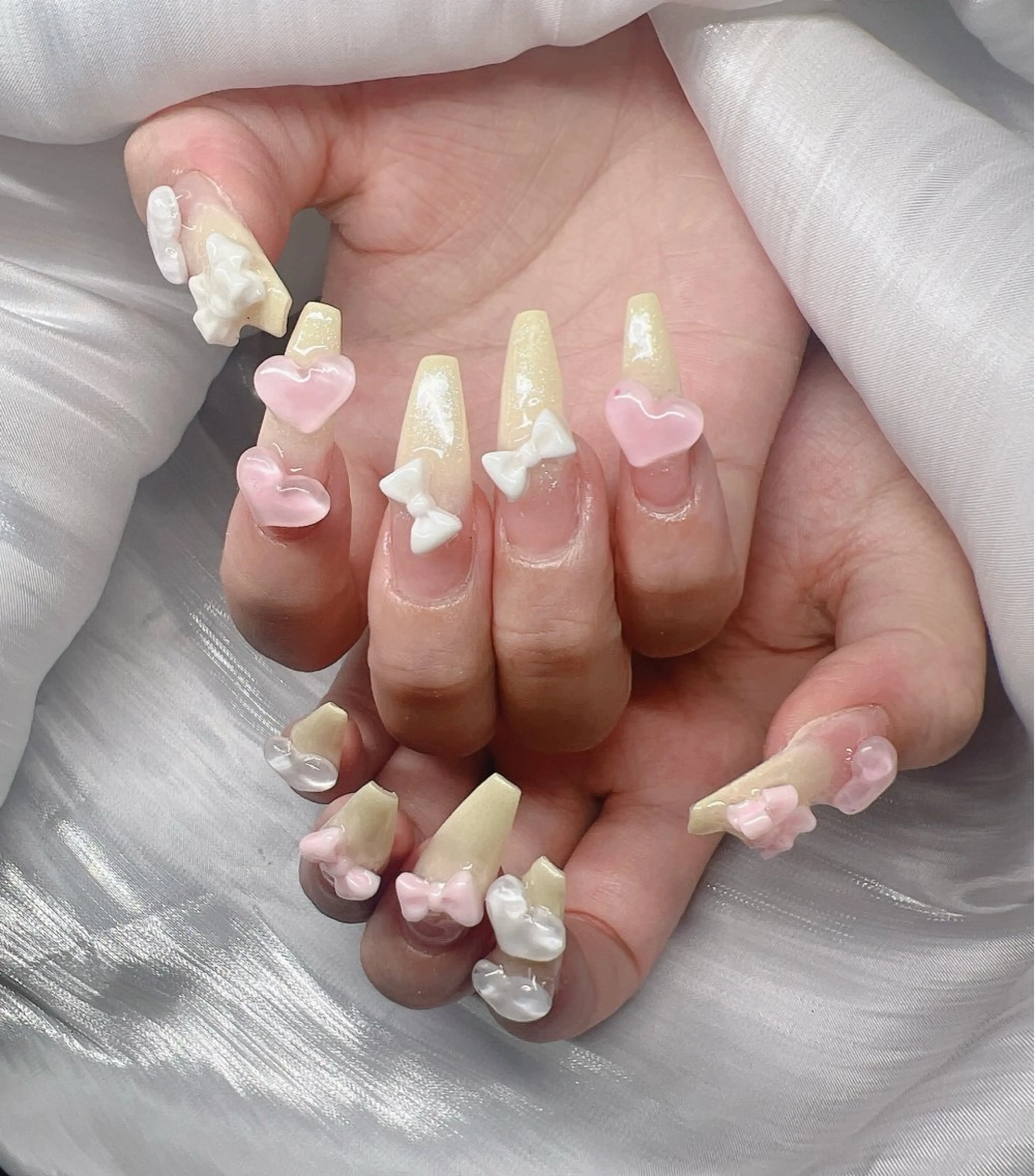 ネイル ハンドネイル Lee Nailsのネイルデザイン