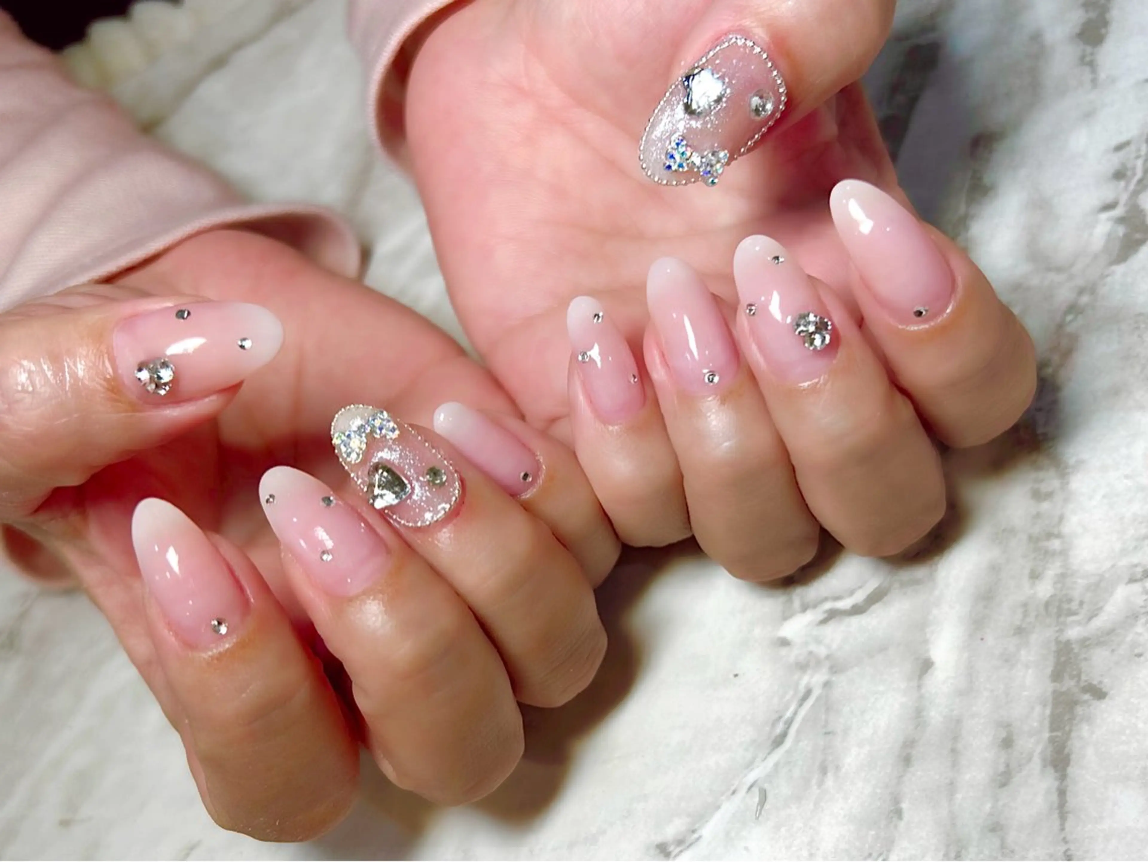 ネイル Re Pearl～コーディネートサロン～ 市駅前店所属・NARUMI HYODOのネイルデザイン