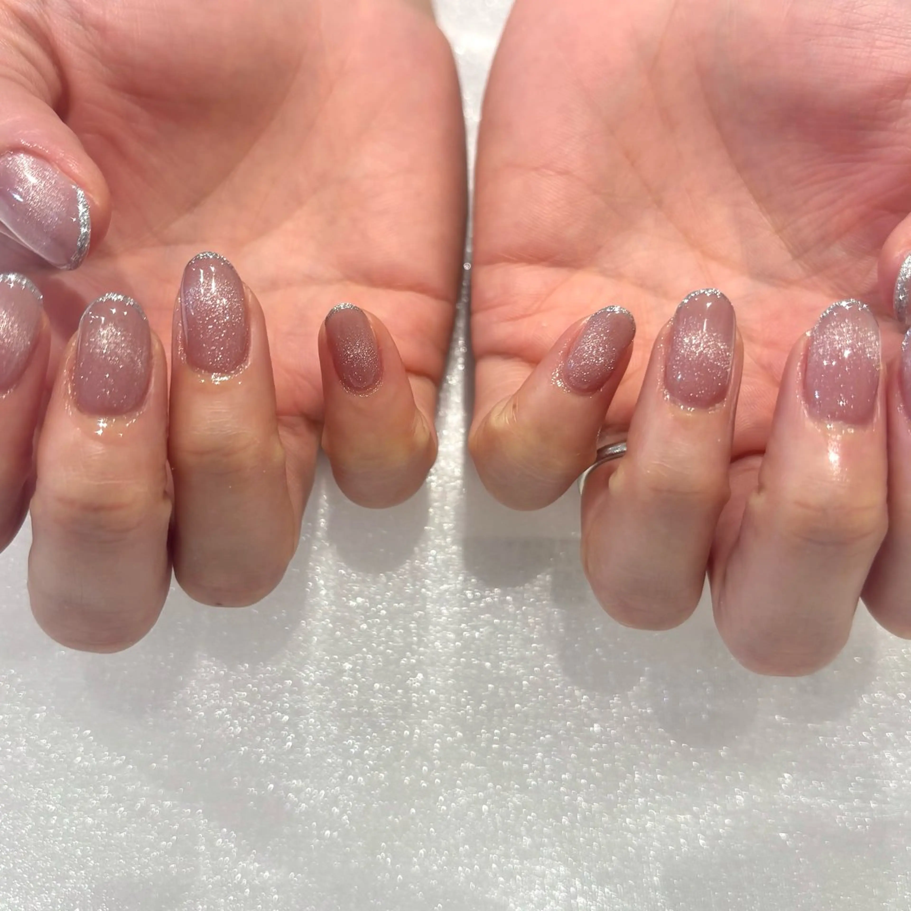 ネイル フレンチネイル マグネットネイル nailist🍒 ヤマザキのネイルデザイン