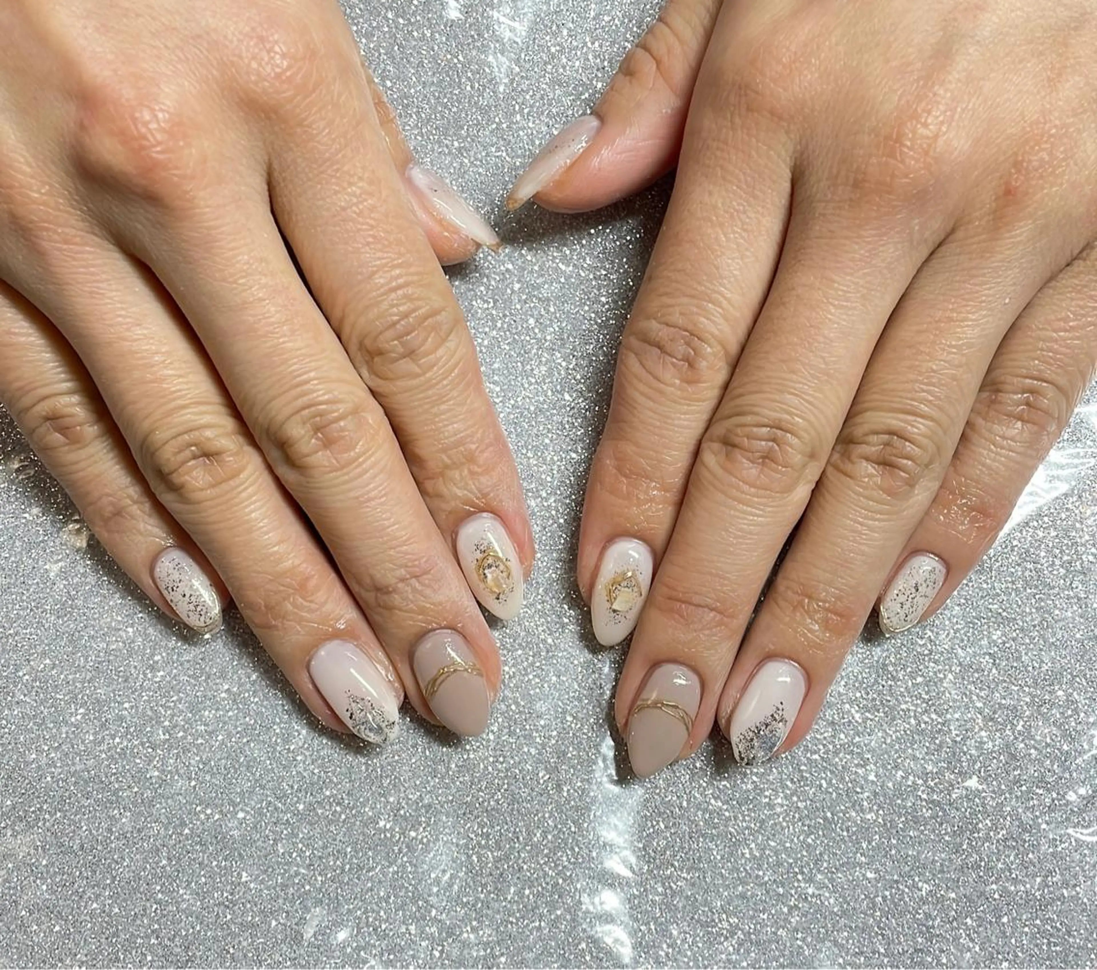 ネイル ハンドネイル VIERU 🌈🎀💖のネイルデザイン