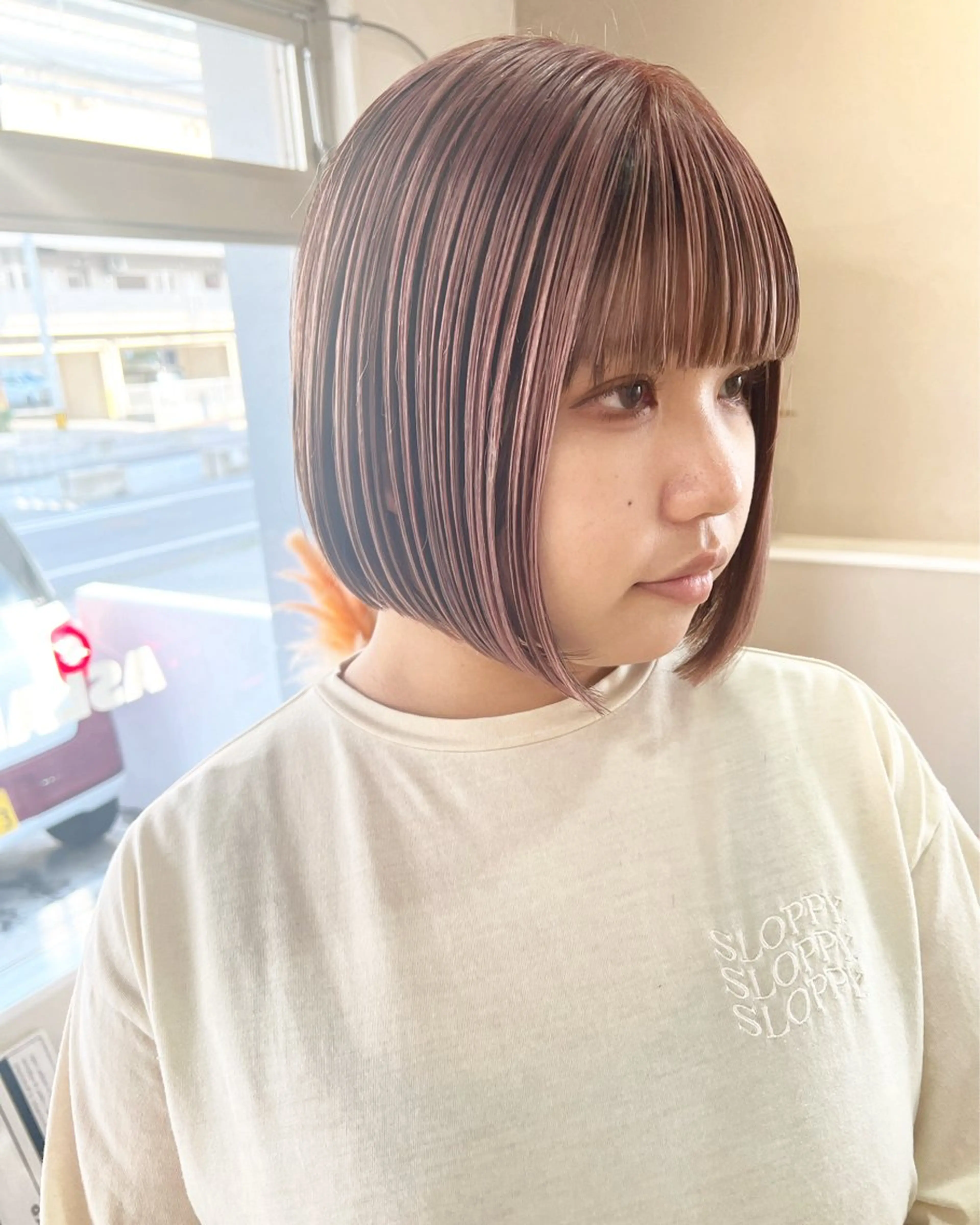 ショート カラー ボブ テトネ タカシのヘアスタイル