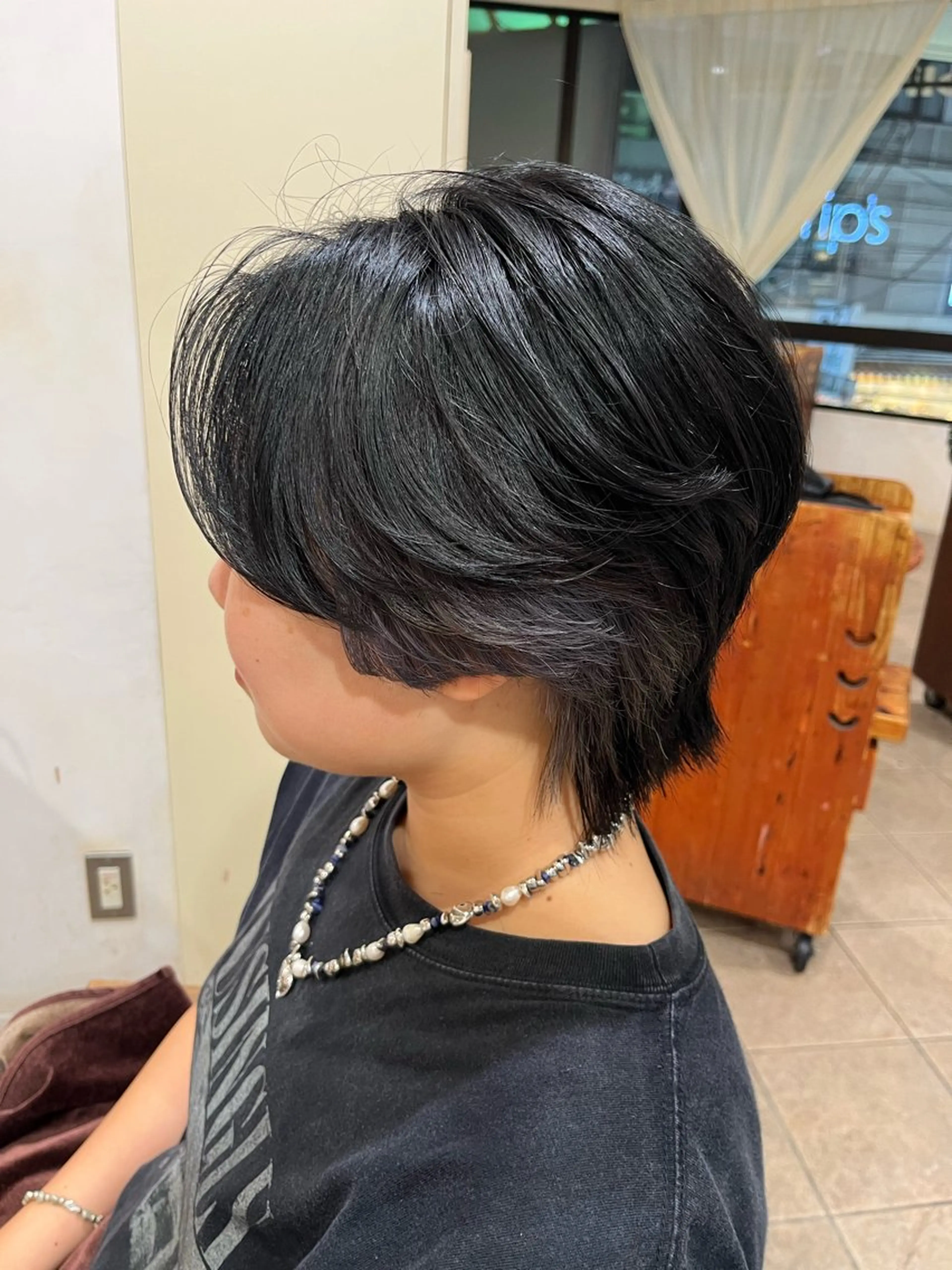 ショート カラー 🦕望月渉🦕 パーマ🌪️ブリーチのヘアスタイル