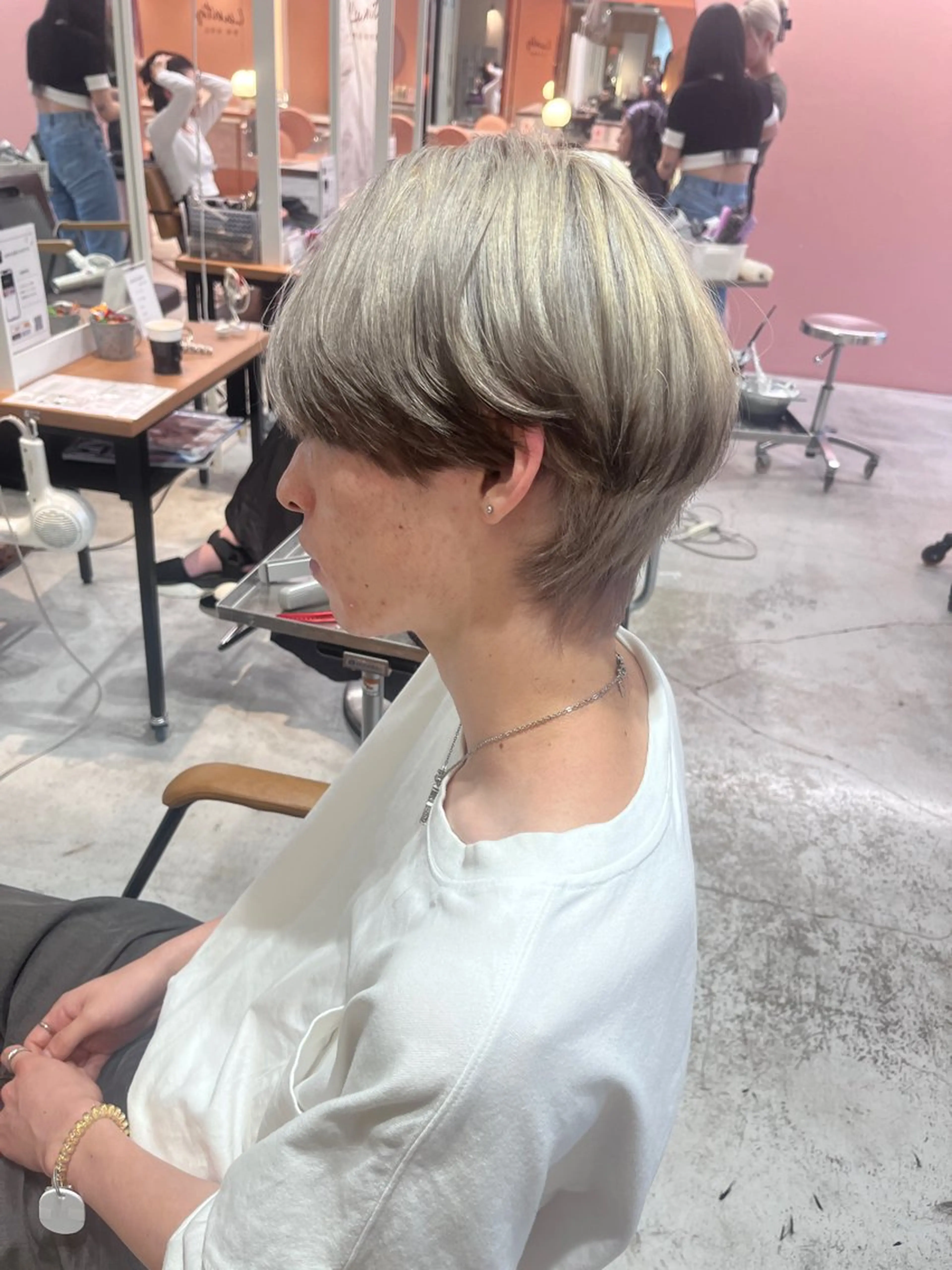 ショート カラー 大阪韓国メンズ特化 LUNAのヘアスタイル