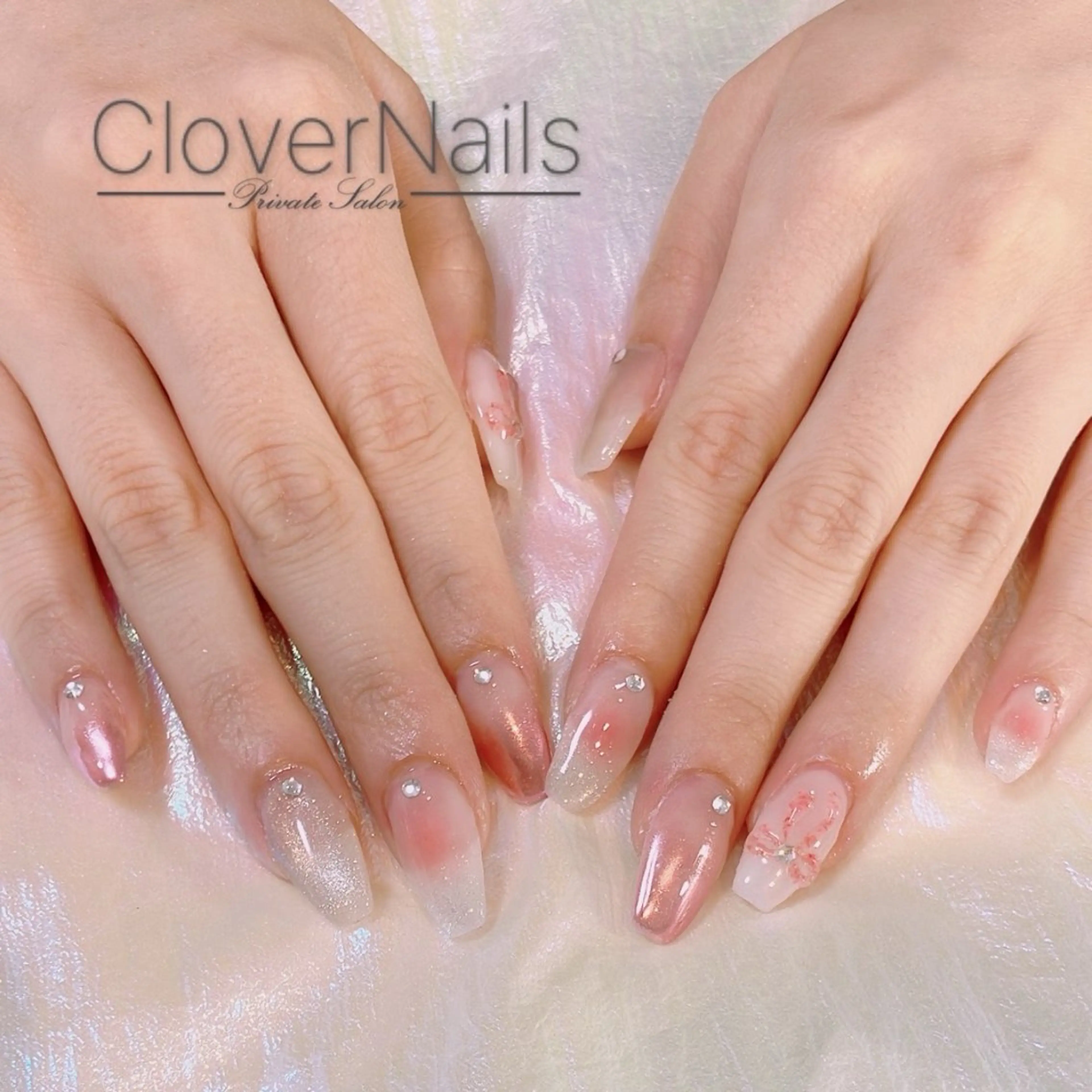 ネイル アートネイル チークネイル 長さ出し グラデーション マグネットネイル ハンドネイル 自宅ネイルサロン クロバーネイルのネイルデザイン