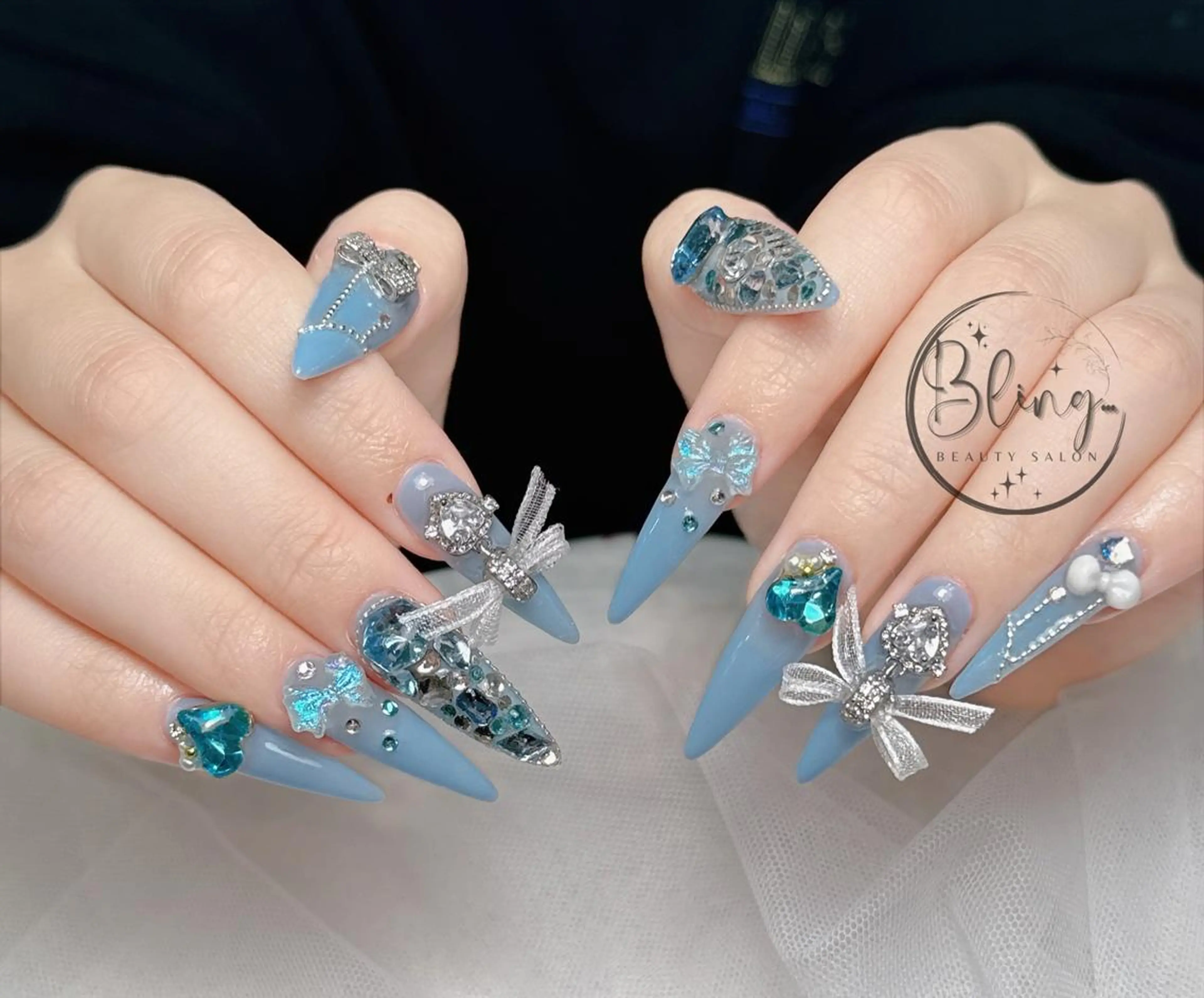 ロング 韓国風ヘア ハンドネイル nami ナミのネイルデザイン