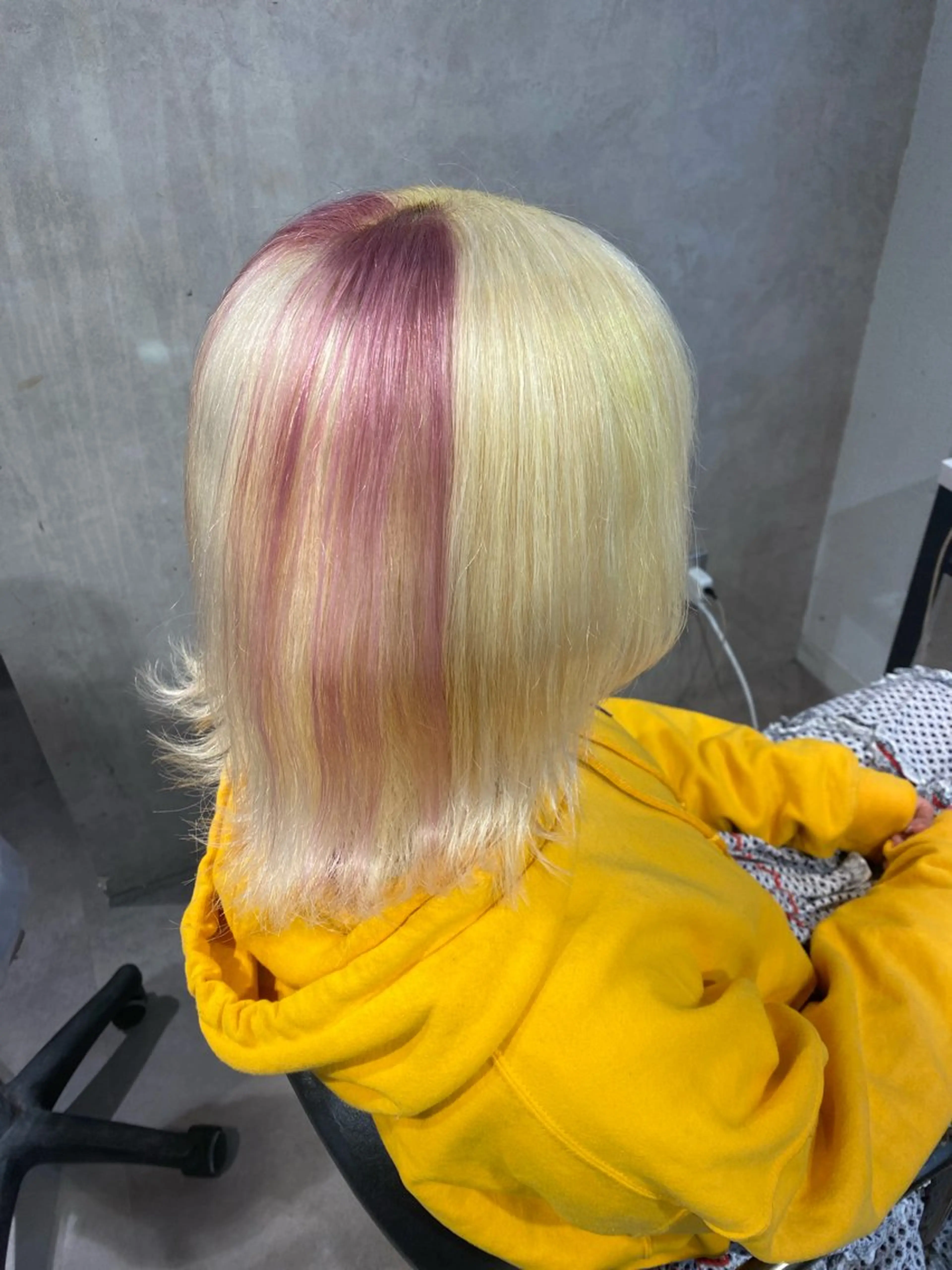 カラー デザインカラー ヘアカラー ヘアセット Seleneコウキ ブリーチ/ハイトーンのヘアスタイル