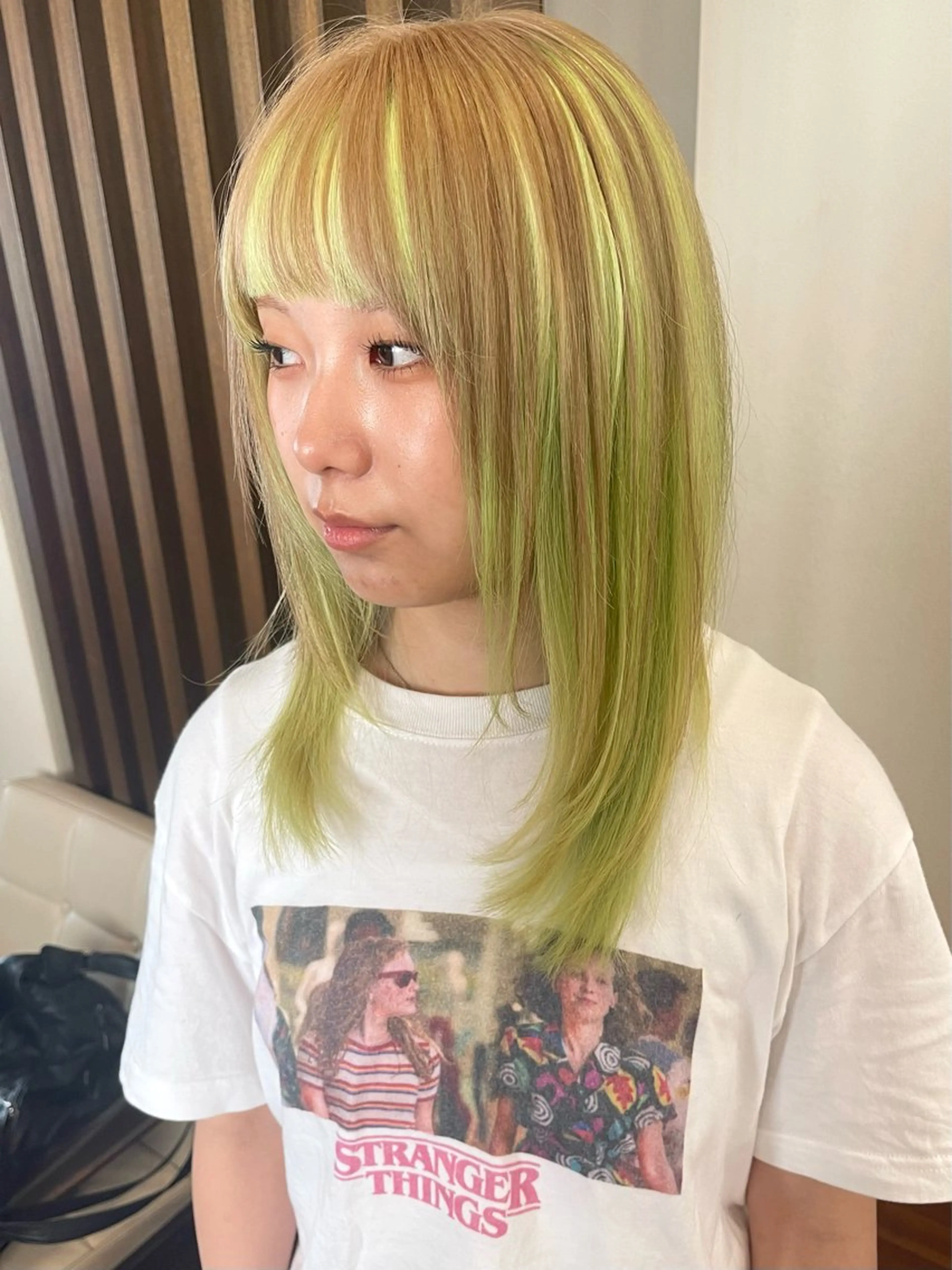 ミディアム カラー デザインカラー カット ヘアカラー トリートメント 髪質改善ｶﾗｰ ｹｱﾌﾞﾘｰﾁ/ﾀﾑのヘアスタイル