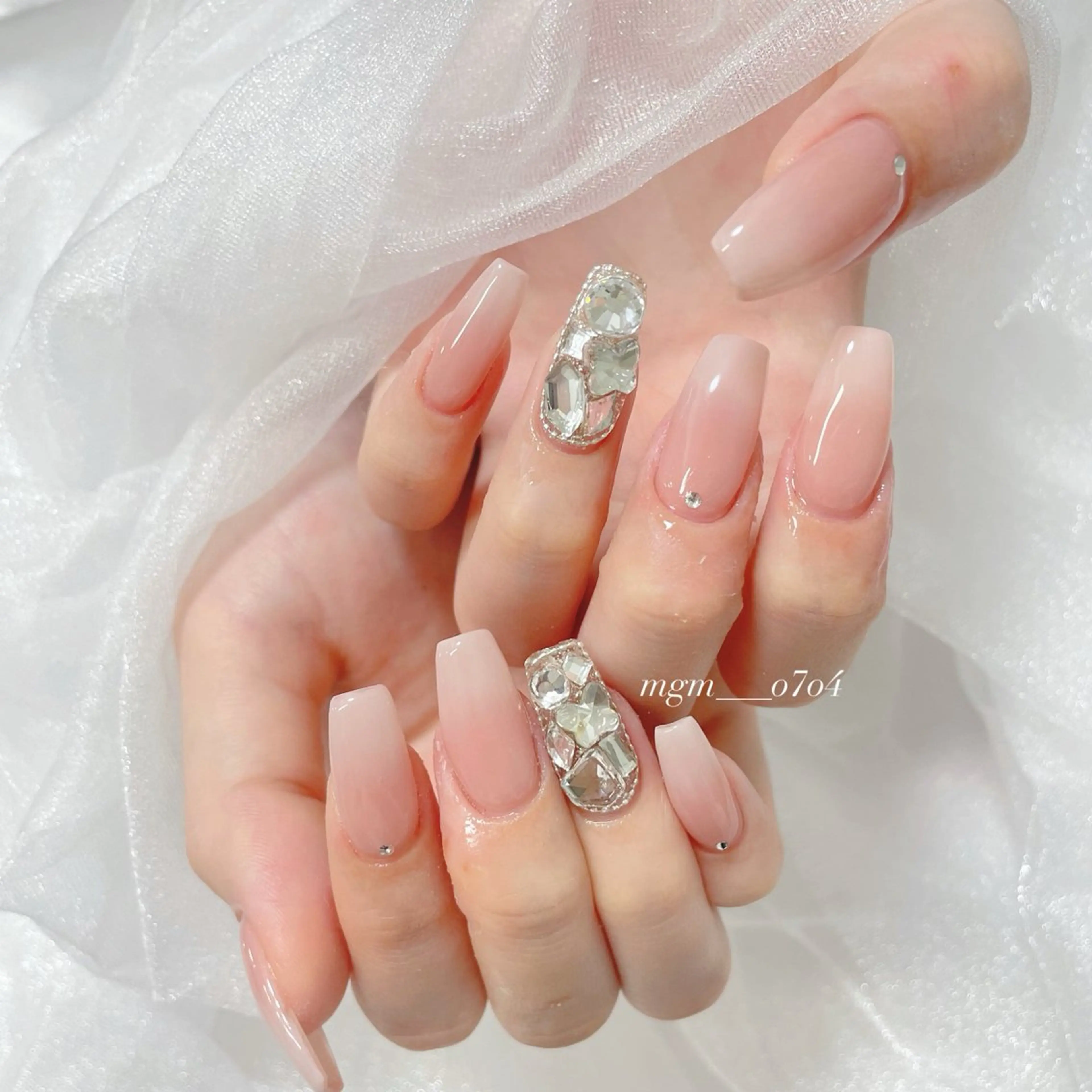 ネイル MoON...❤︎ MeGuのネイルデザイン