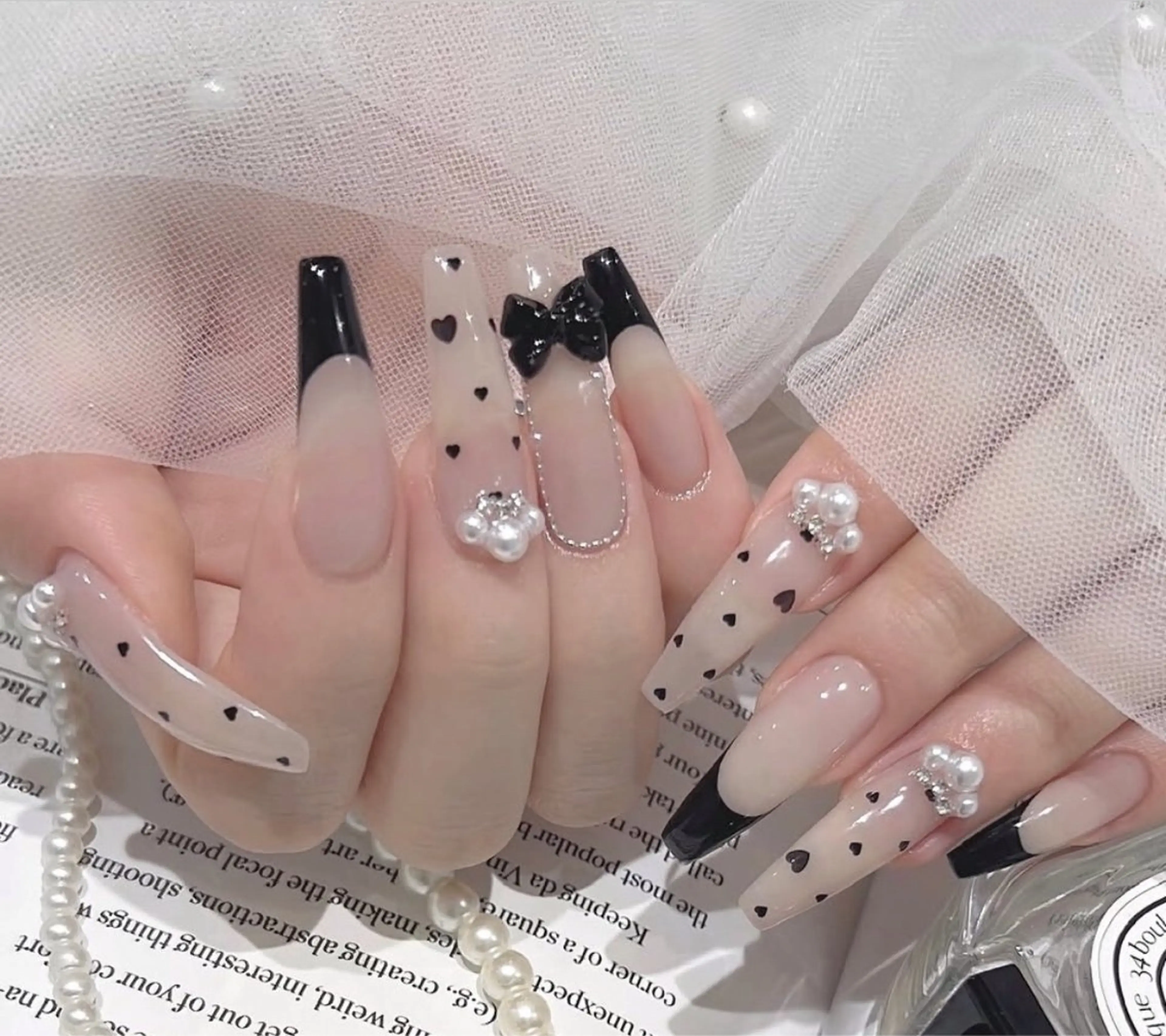 ネイル 長さ出し グラデーション キラキラネイル 韓国ネイル ラメ(グリッター) ハンドネイル ハンドケア Chisa Nail Studio所属・チ サのネイルデザイン