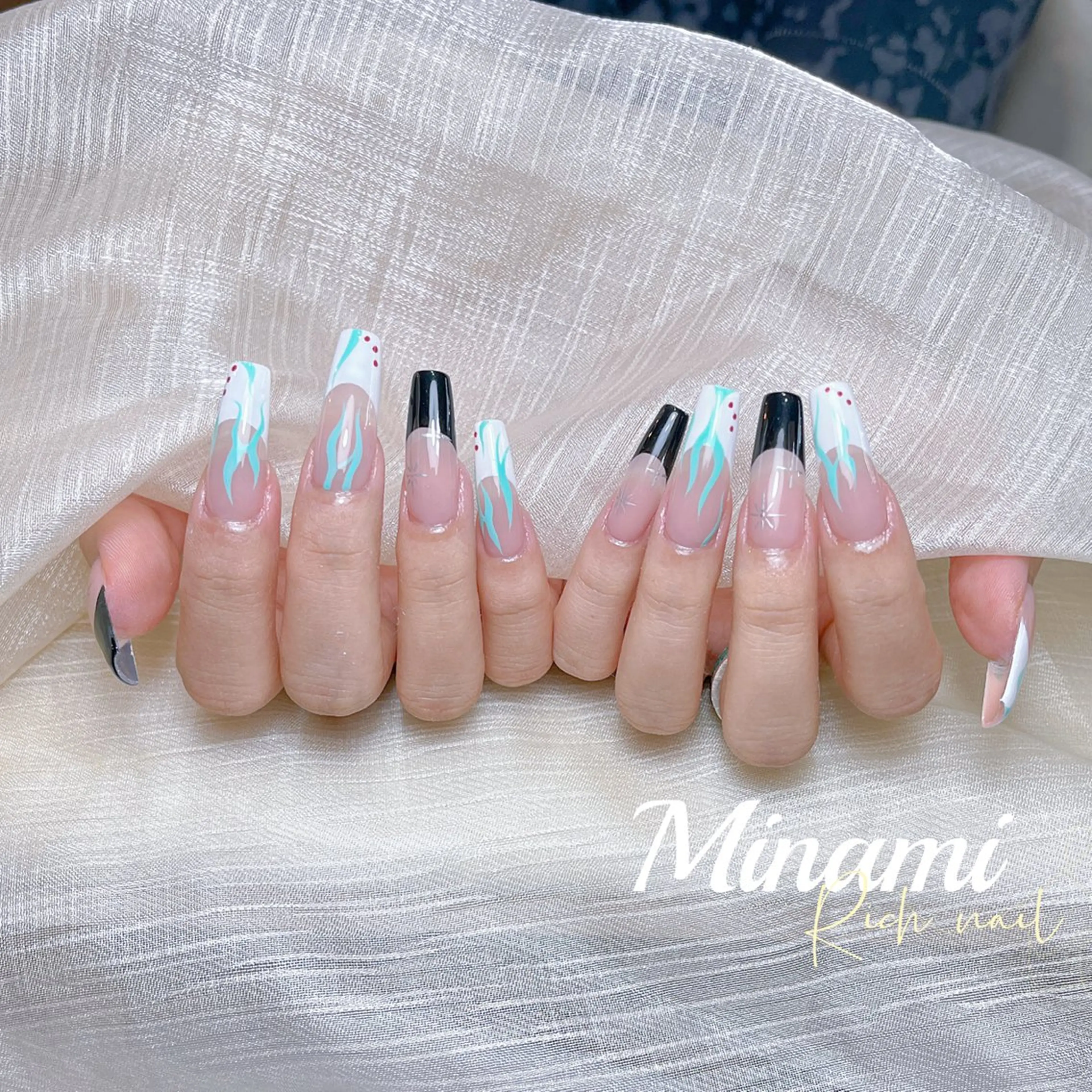 ネイル 南 ひよりのネイルデザイン