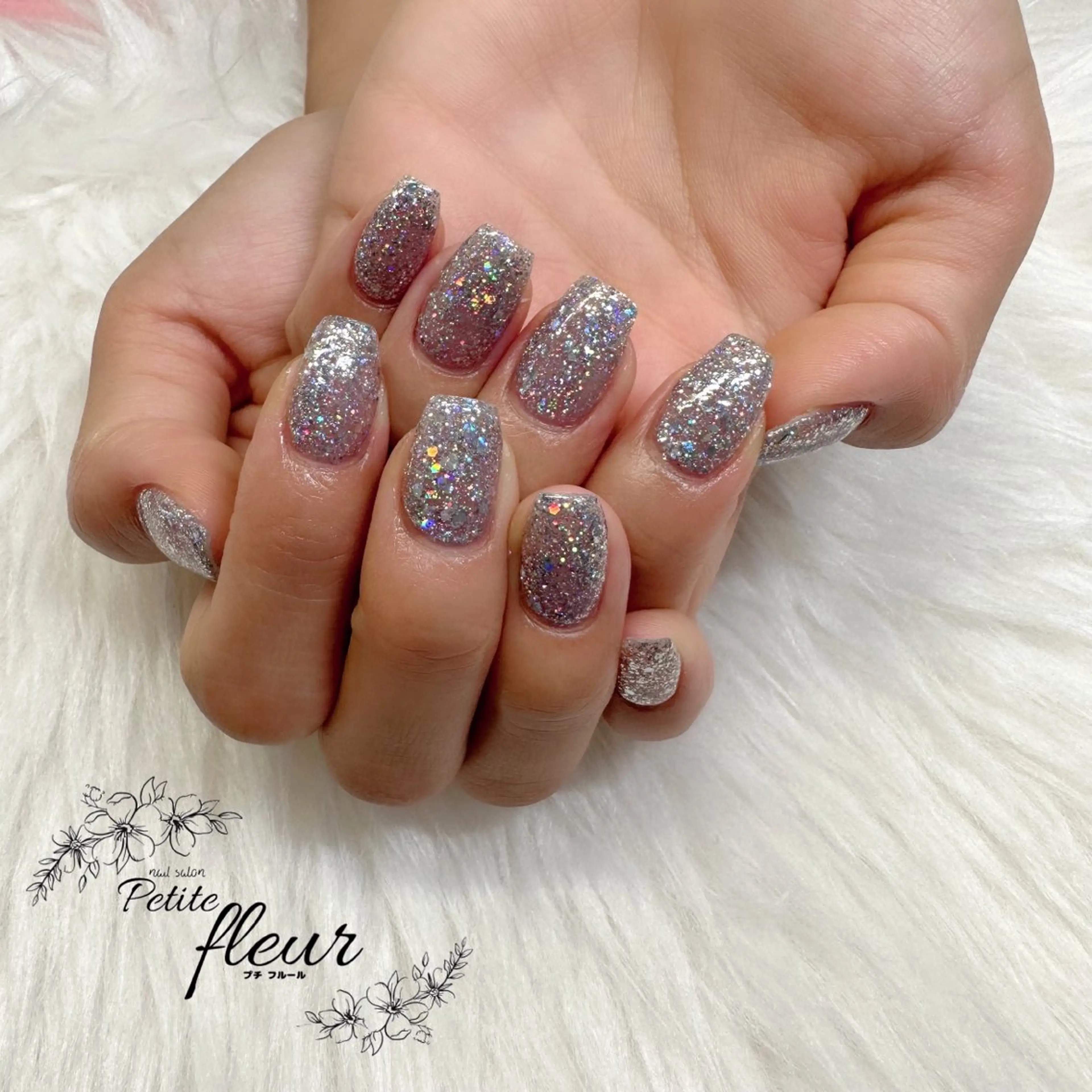 ネイル キラキラネイル ラメ(グリッター) ハンドネイル ❁⃘*。Petite fleur❁⃘*りさのネイルデザイン