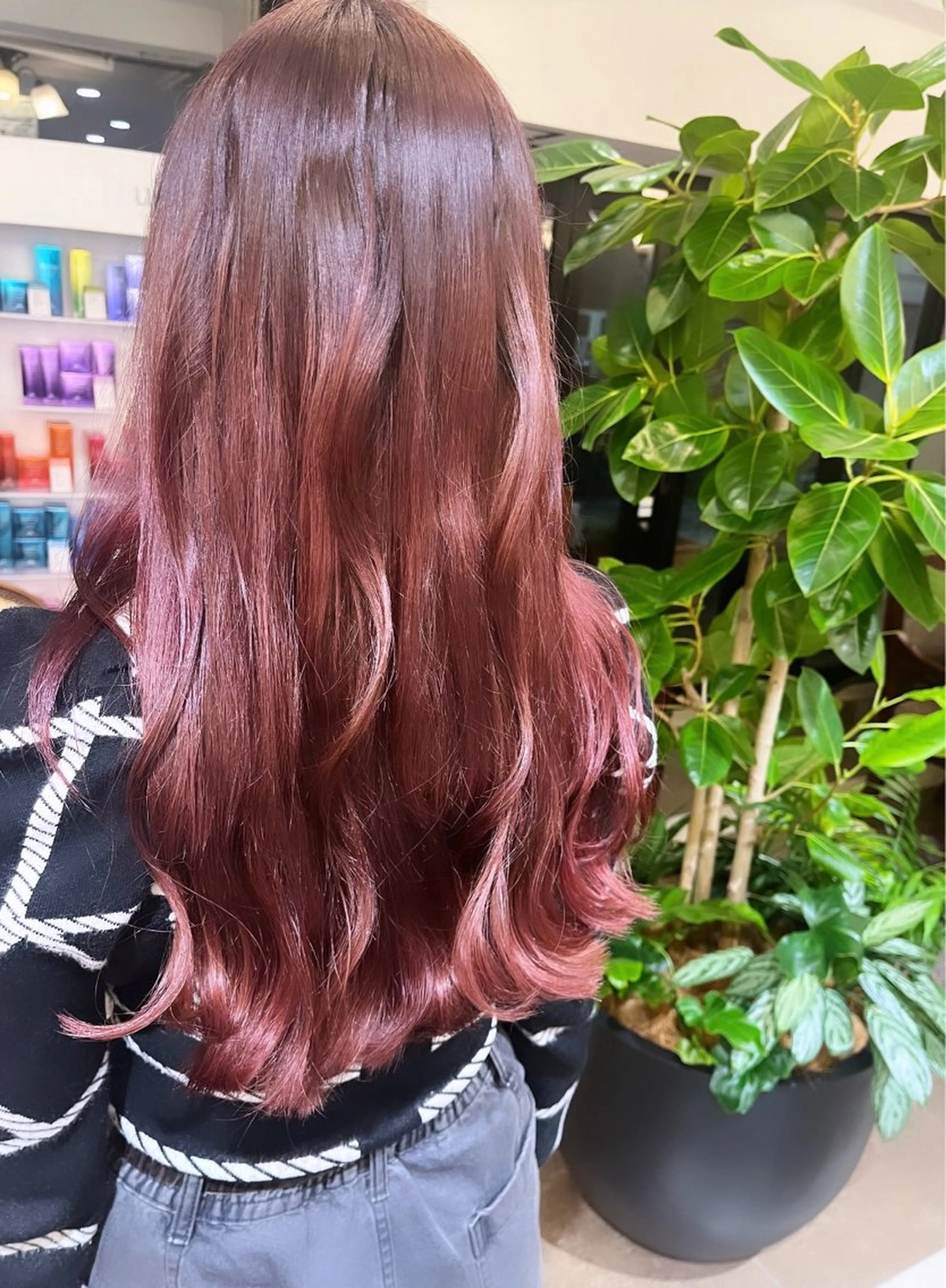 ロング カラー ブリーチ 森安 紫恵蘭のヘアスタイル