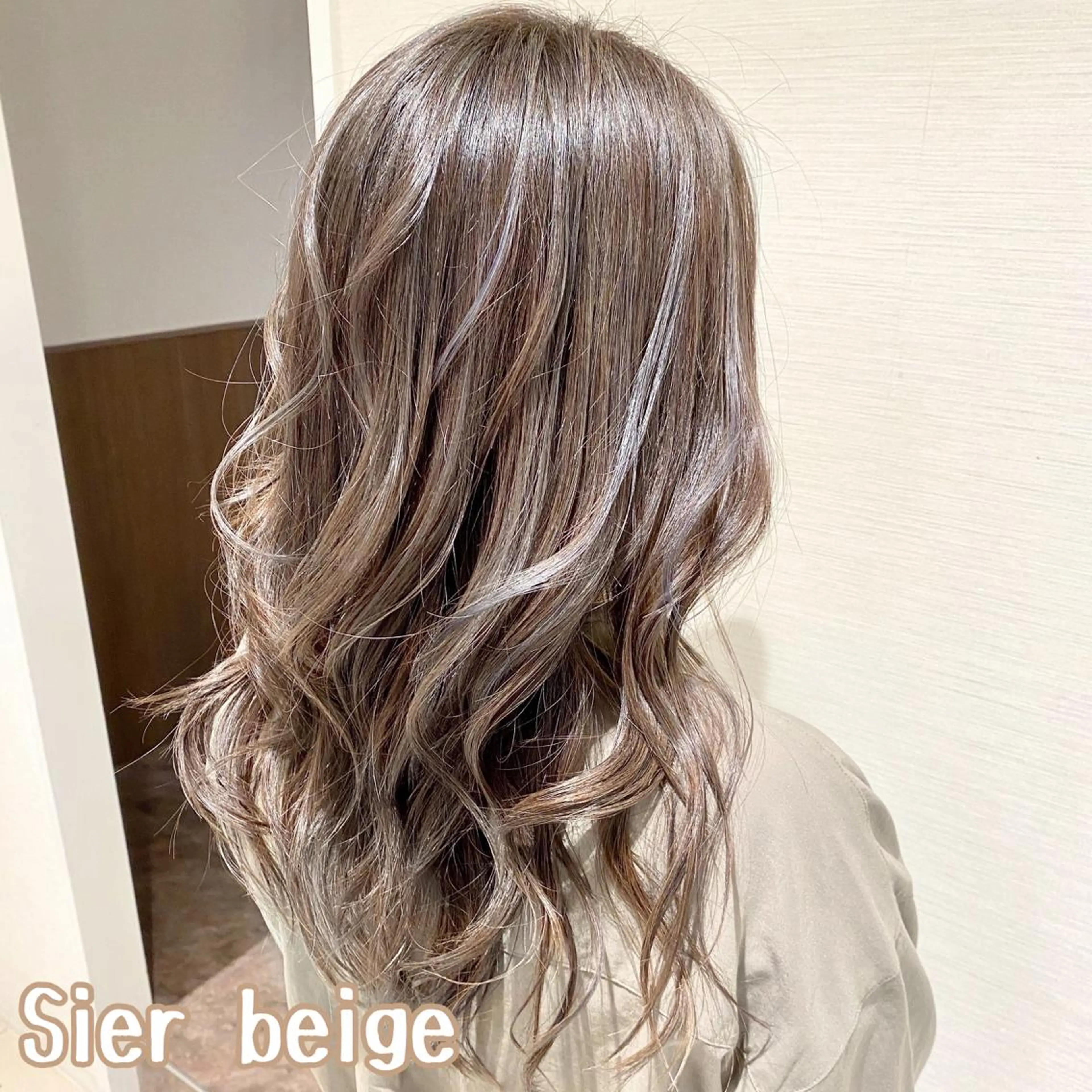 ロング カラー ベージュカラー 黒髪 ブリーチ イルミナカラー ブリーチなしカラー 横山 直輝のヘアスタイル