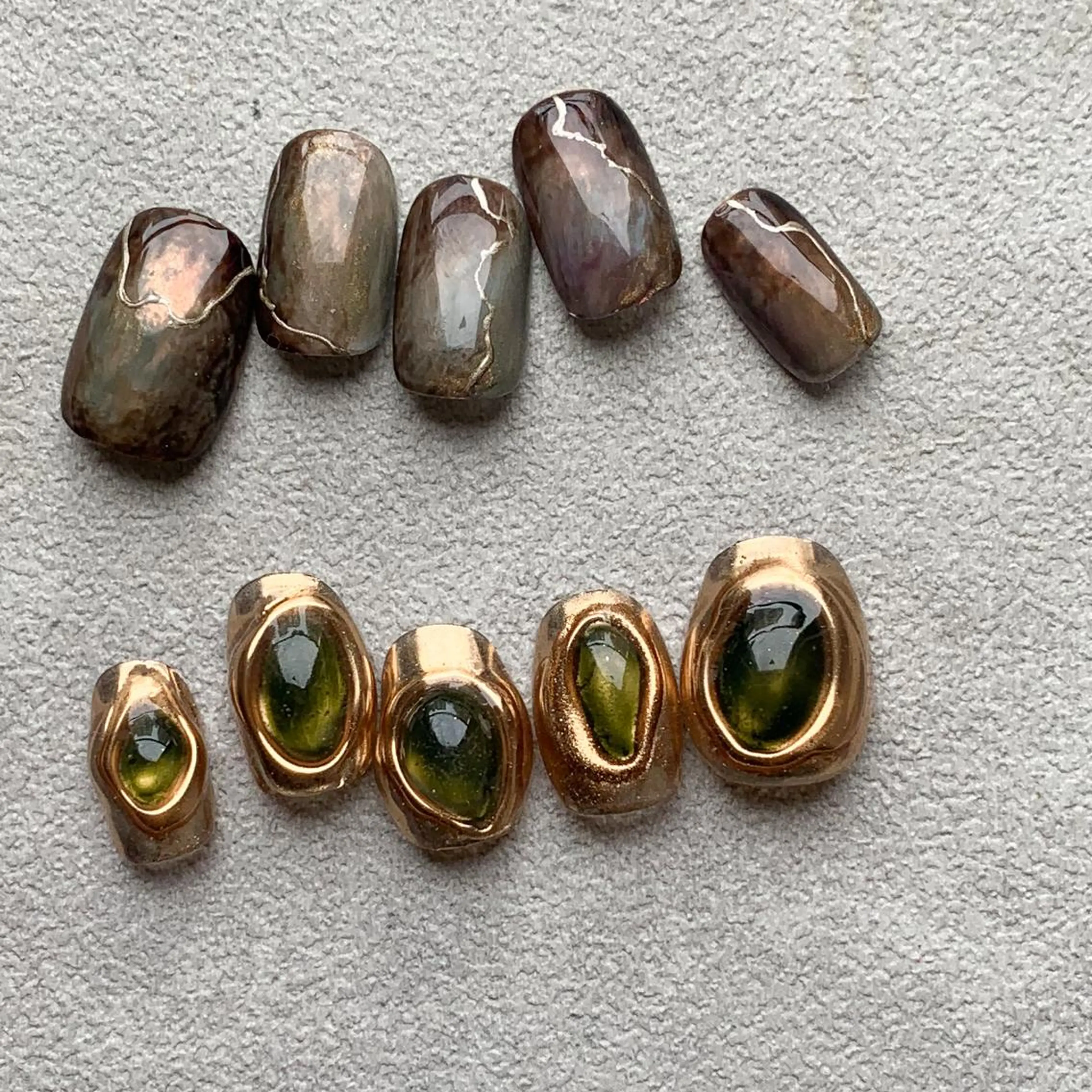 ネイル atelier　FIORITURA所属・FIORITURA aiのネイルデザイン